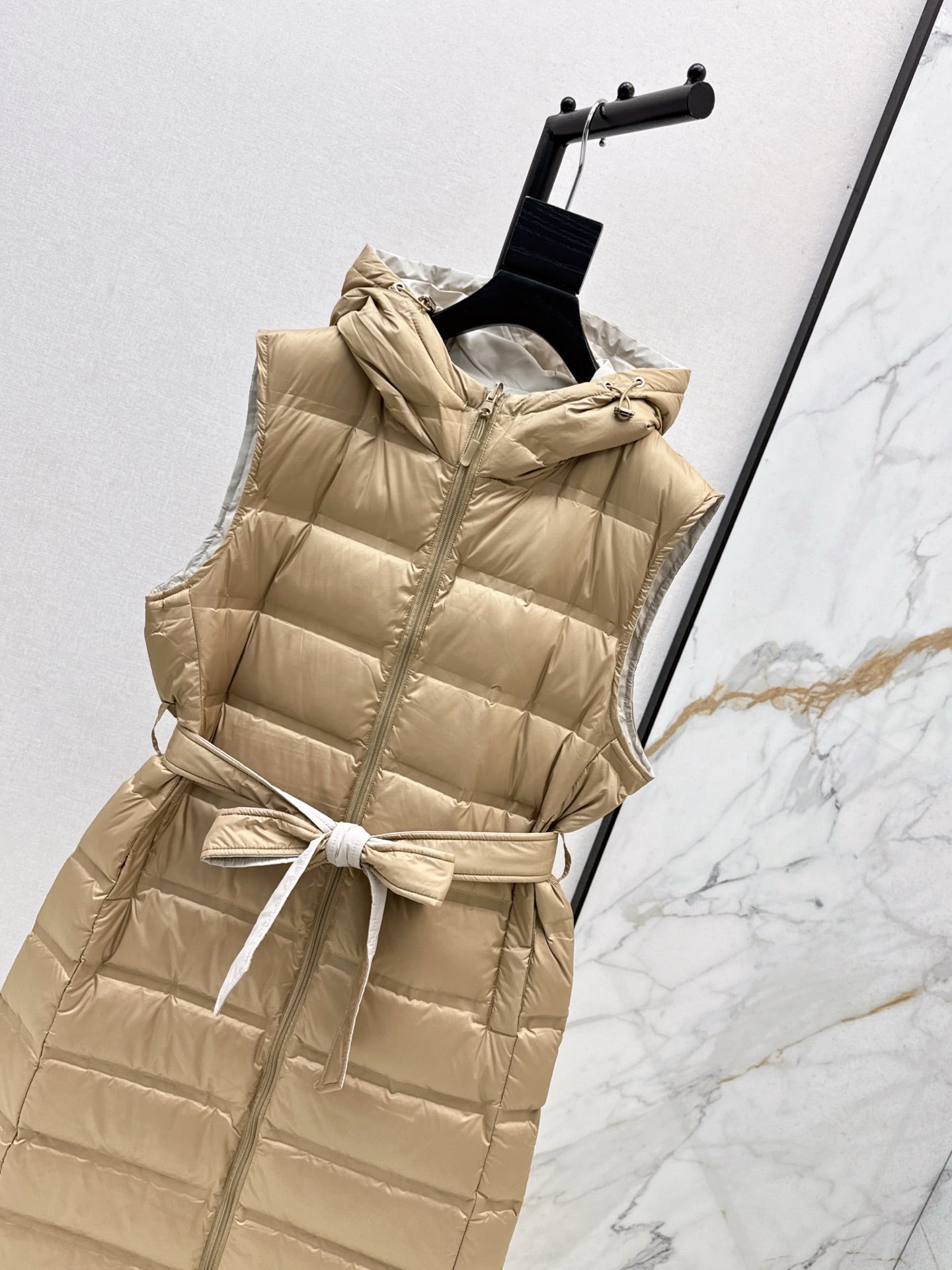 Max*M 25fw Double-sided down vest