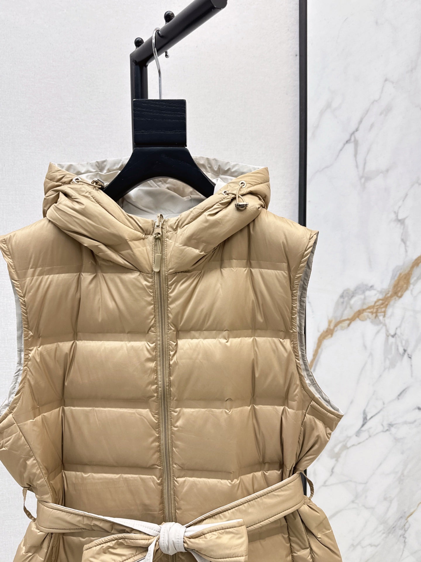 Max*M 25fw Double-sided down vest