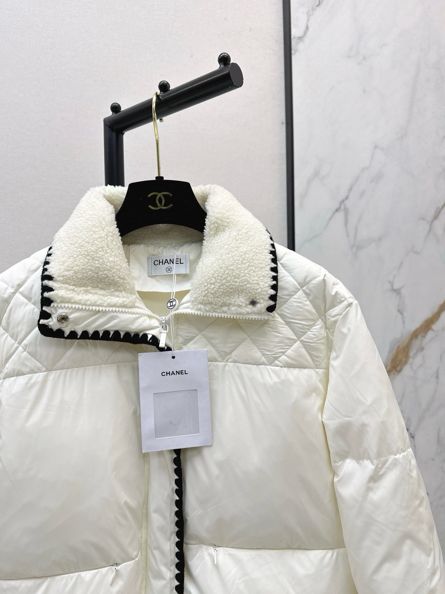 C*nel 25fw down jacket