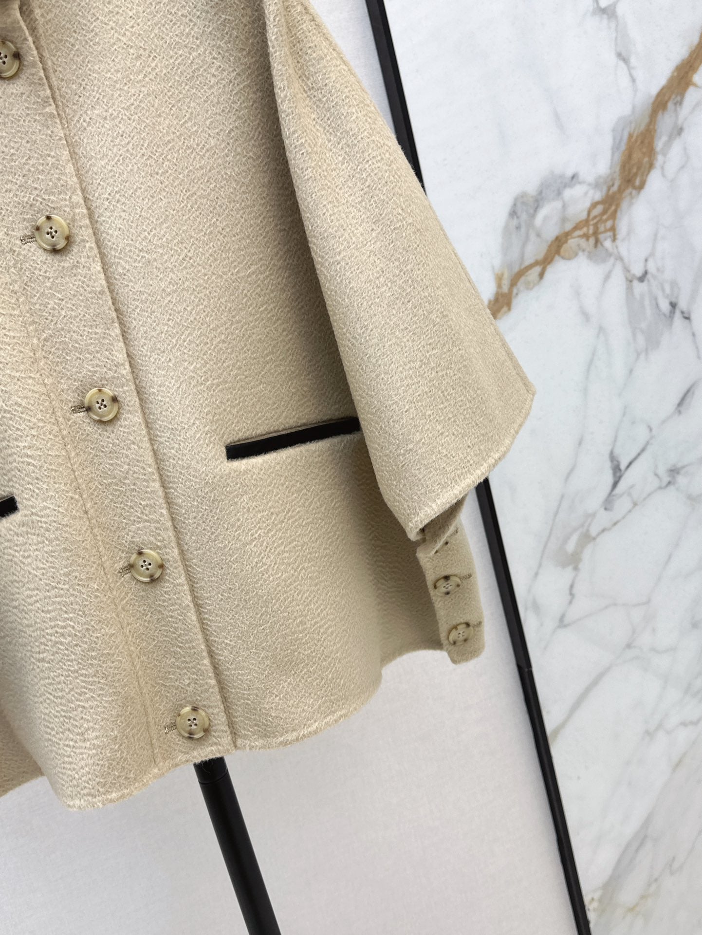 Max*M 25fw cope coat