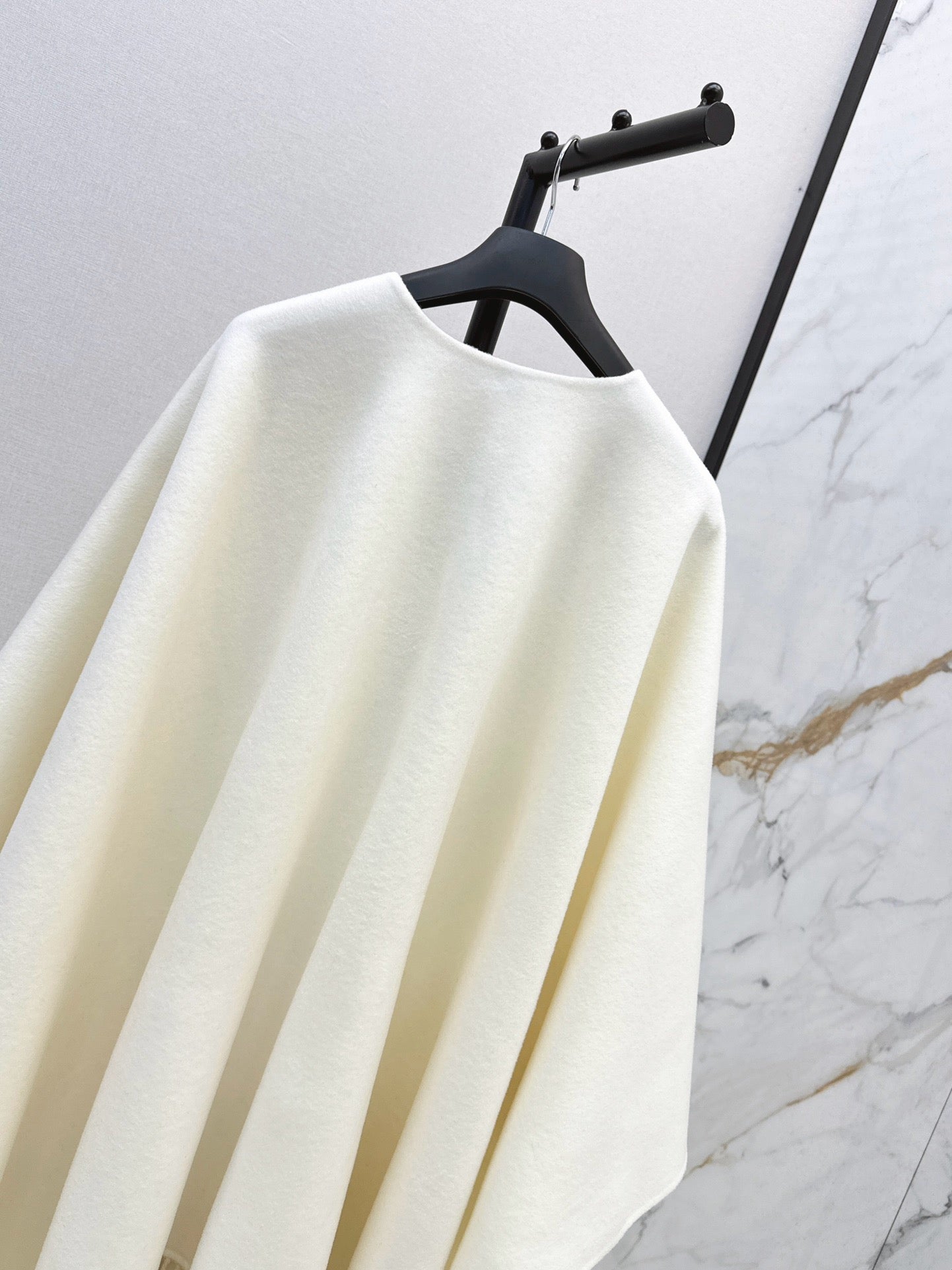 D*r 25fw scarf cape coat