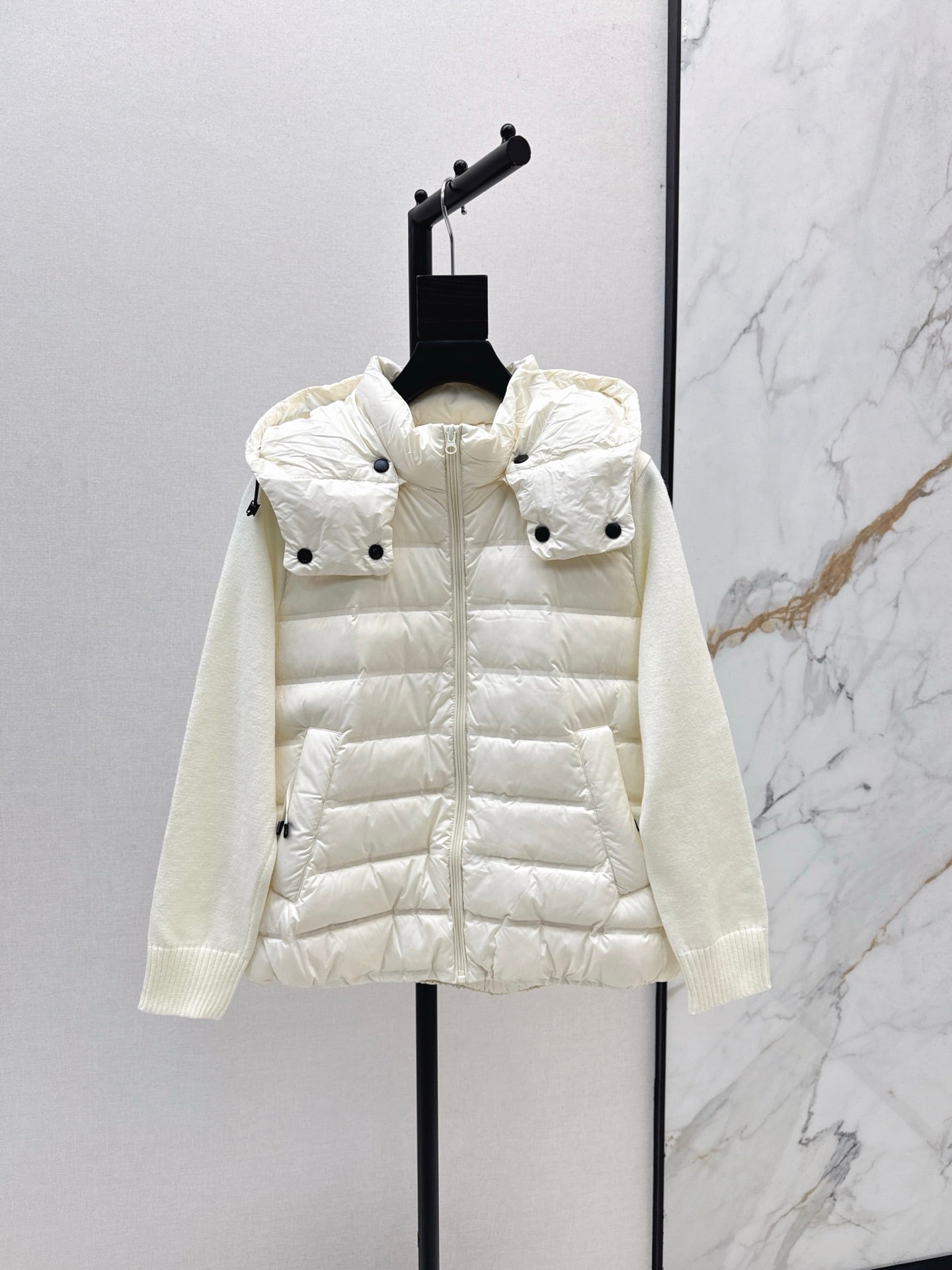 Brune*C 25fw down jacket