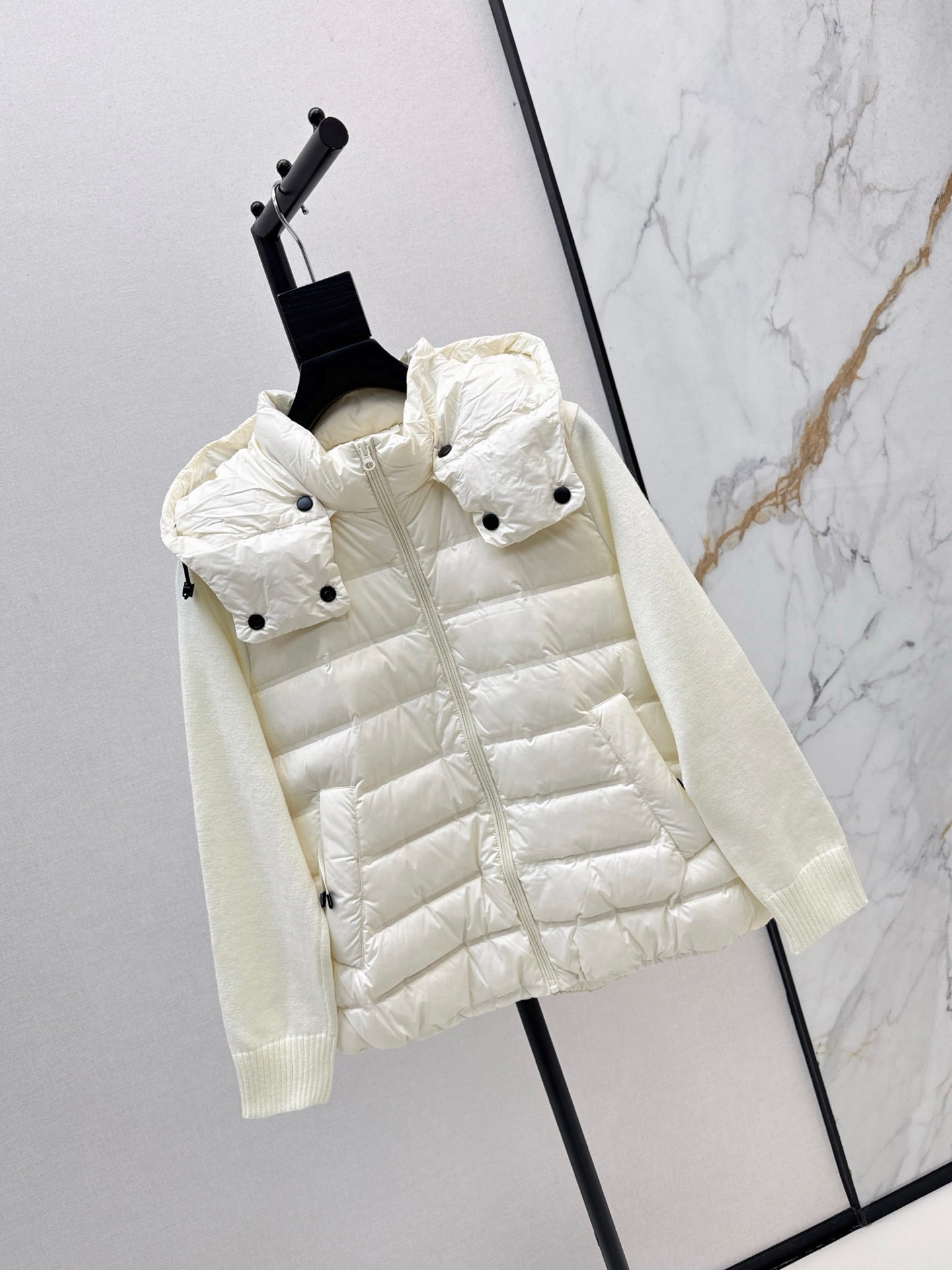 Brune*C 25fw down jacket