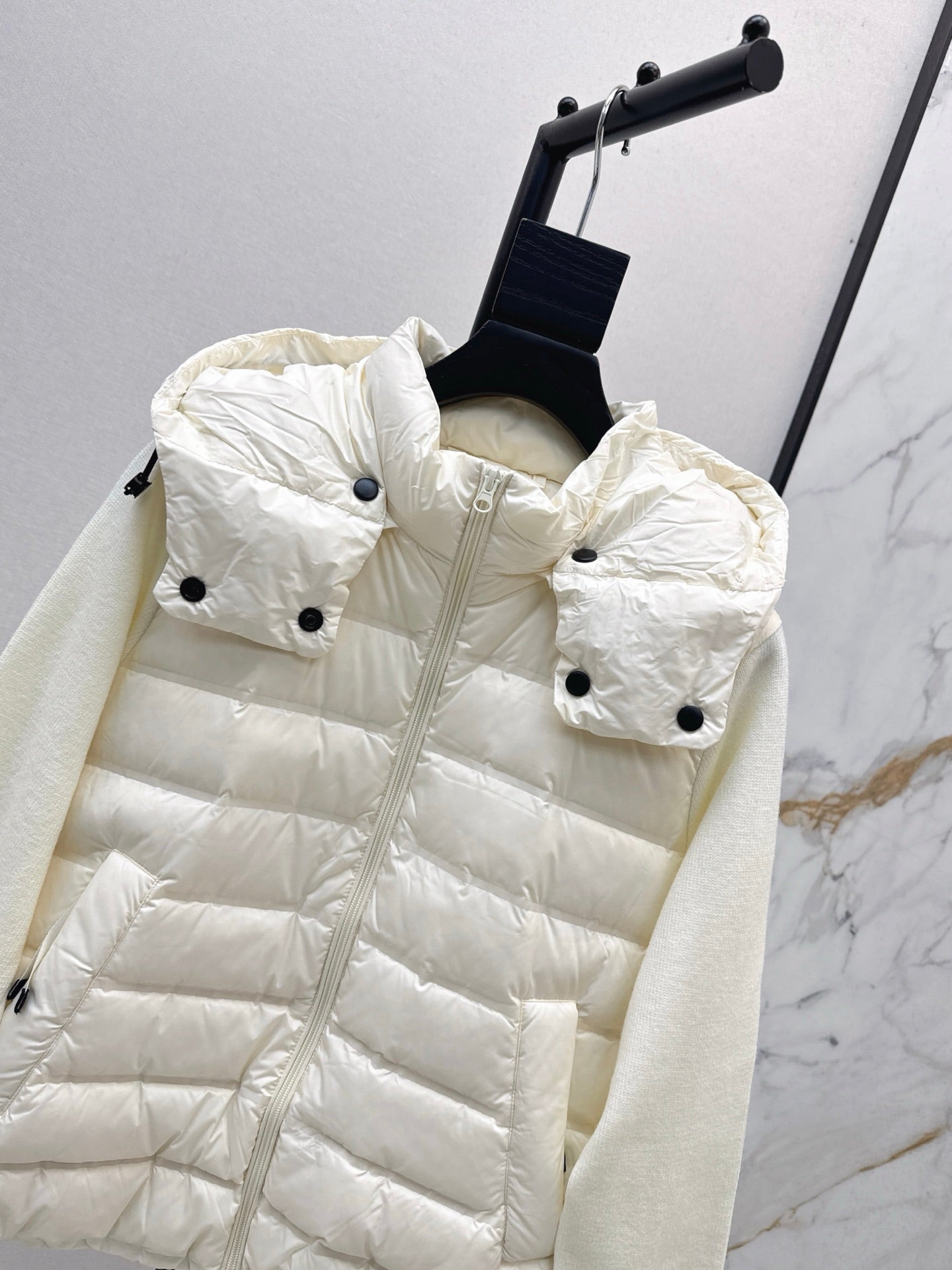Brune*C 25fw down jacket