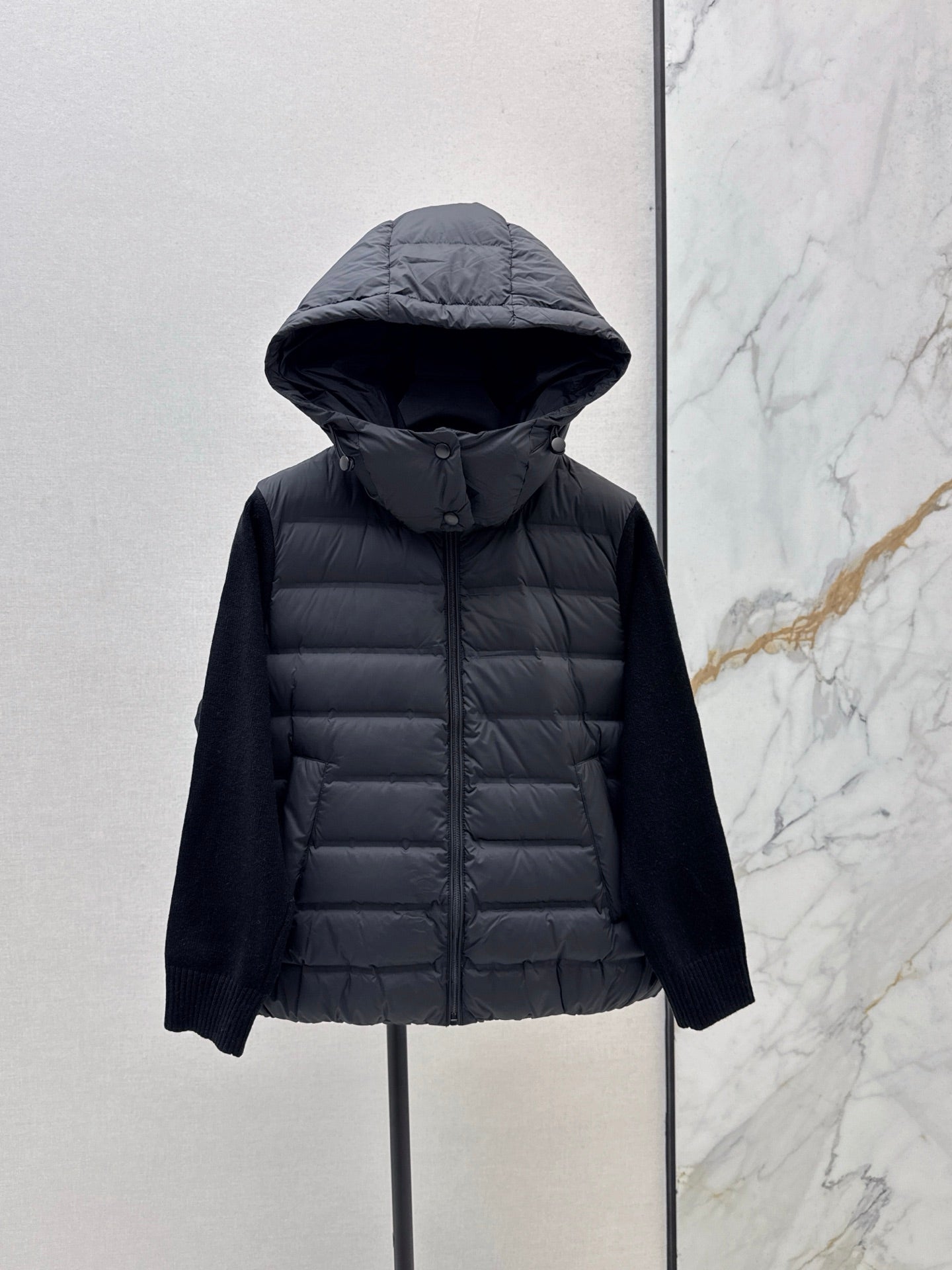 Brune*C 25fw down jacket