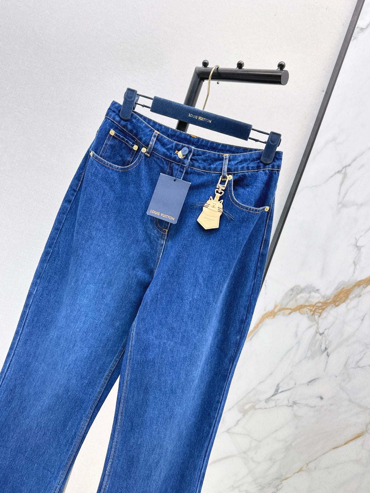 Loui* 25fw denim jeans
