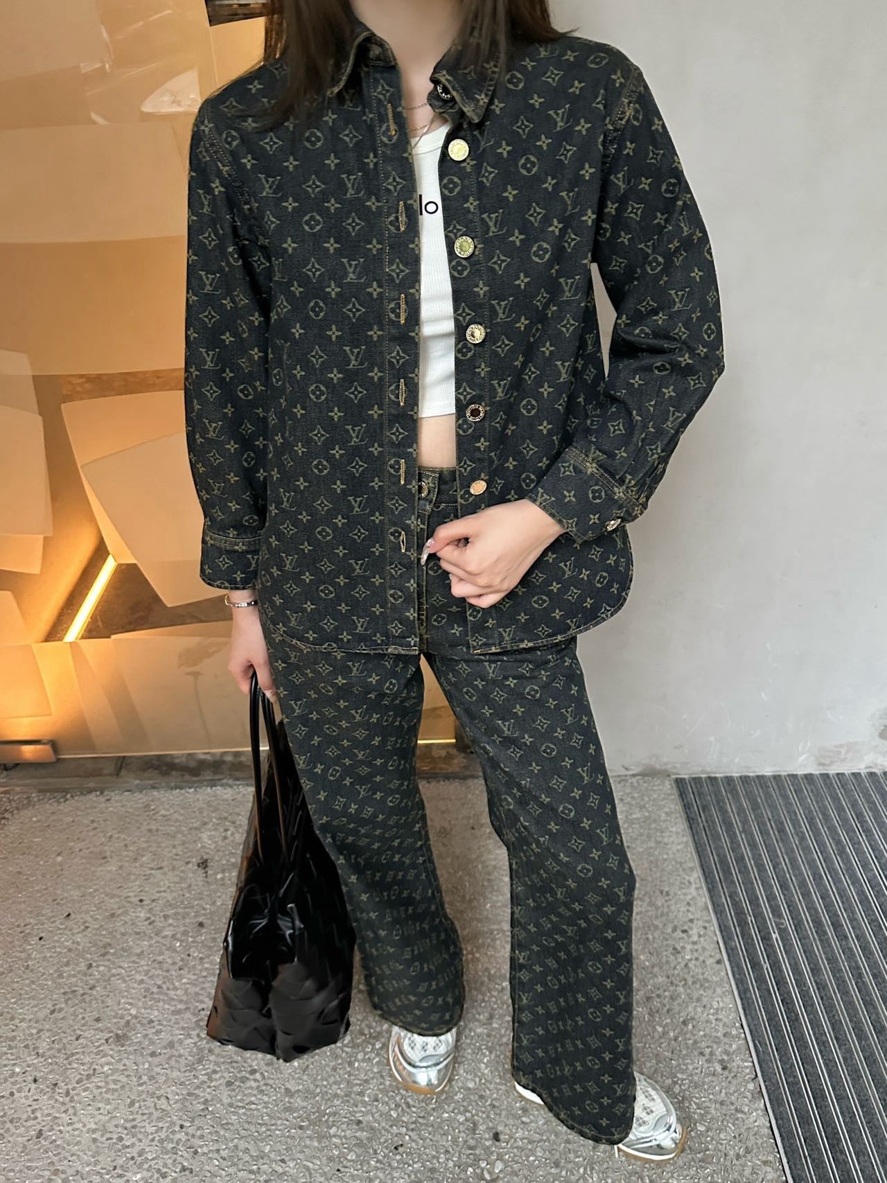 Loui* 25fw denim shirt