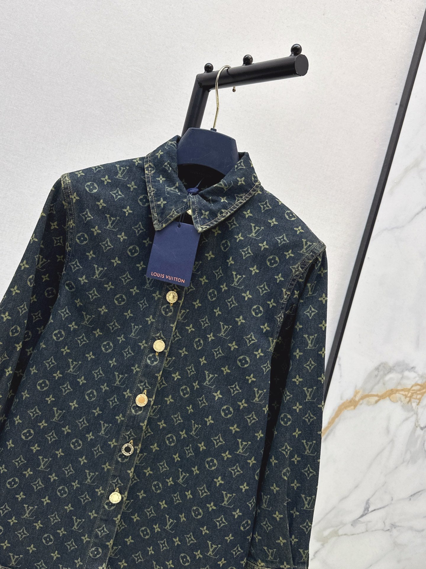 Loui* 25fw denim shirt