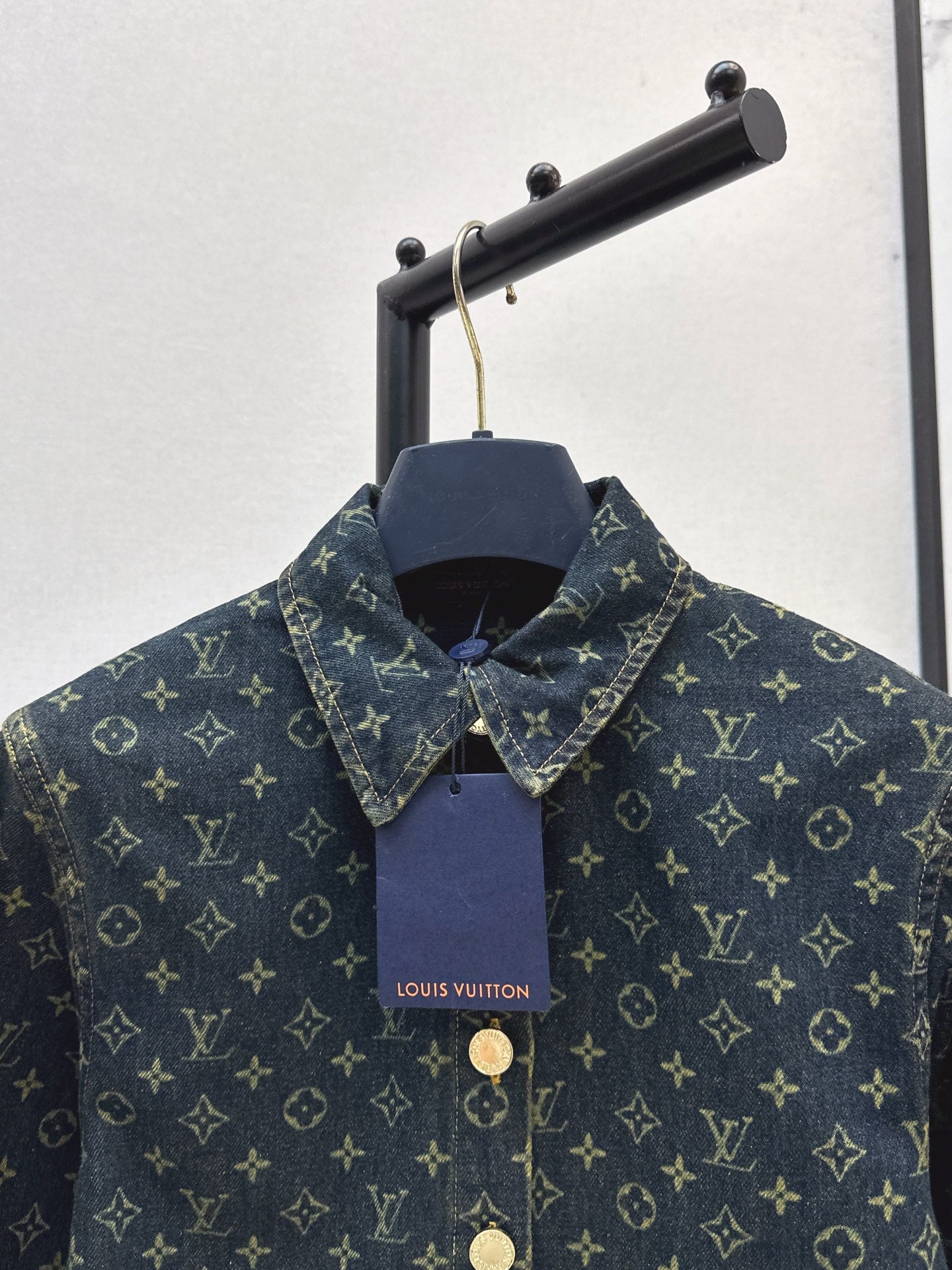 Loui* 25fw denim shirt