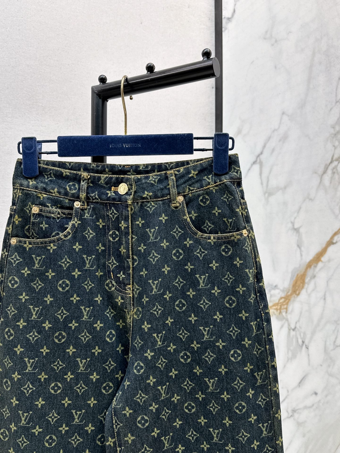 Loui* 25fw denim jeans