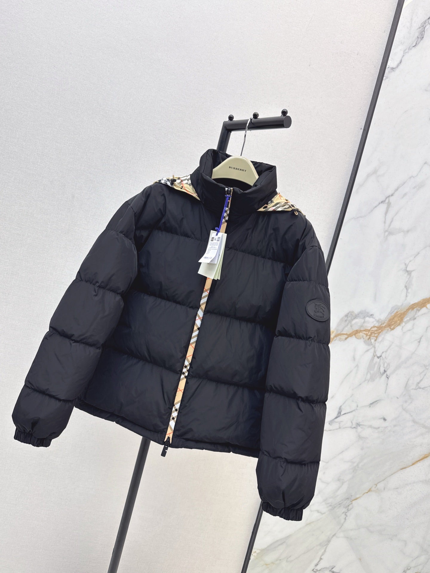 Bur* 25fw down jacket
