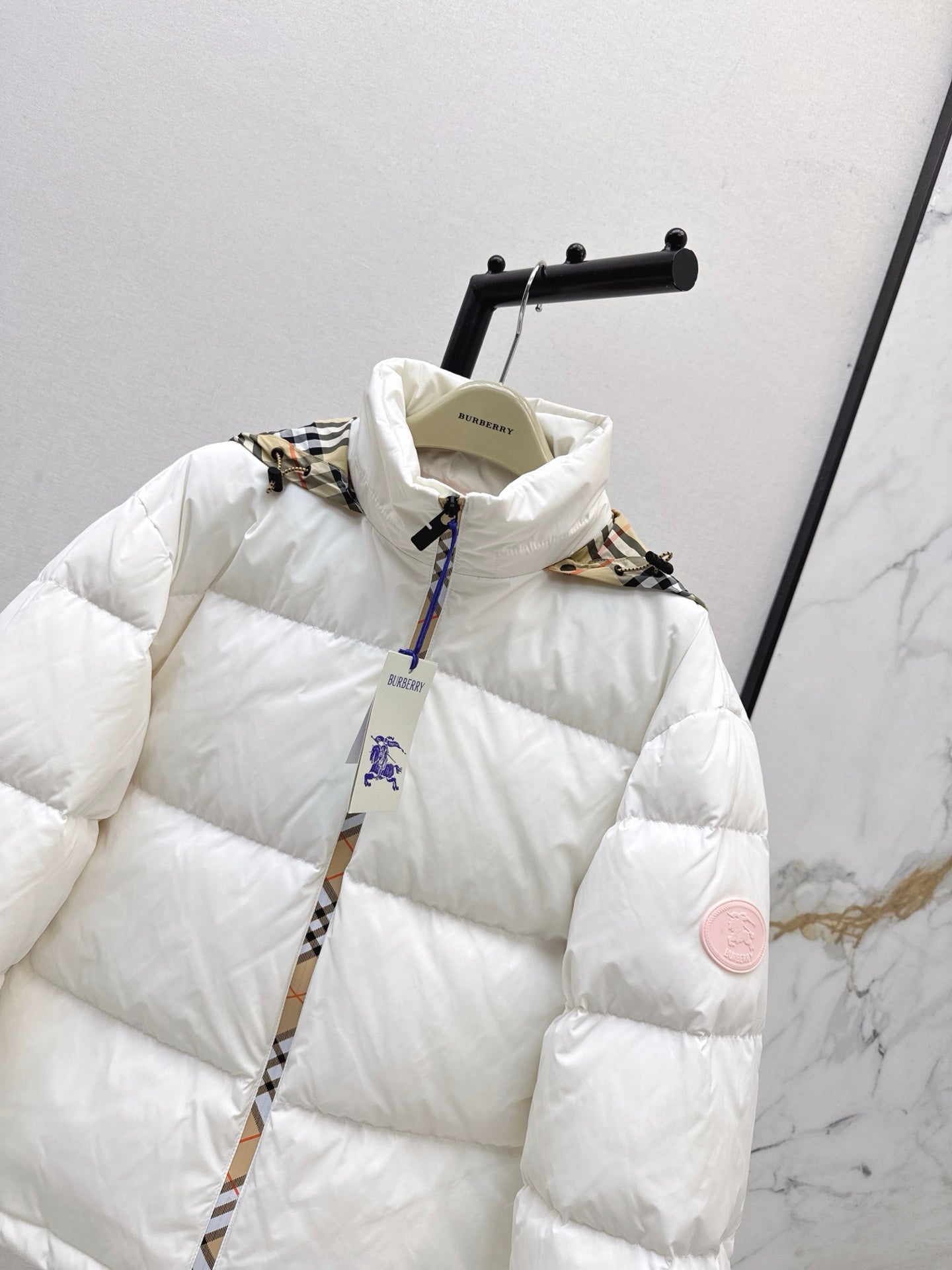 Bur* 25fw down jacket