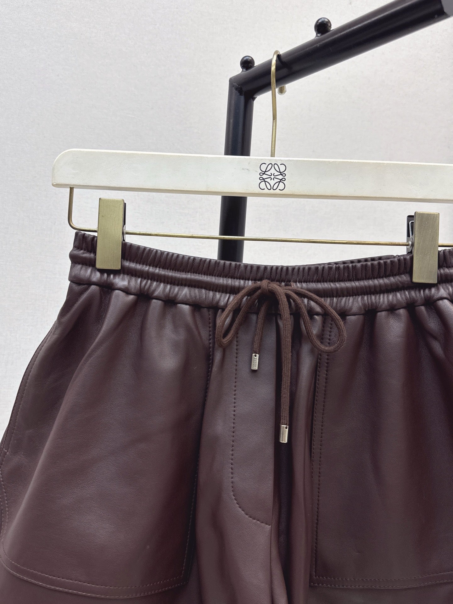 Loew* 25fw sheepskin short