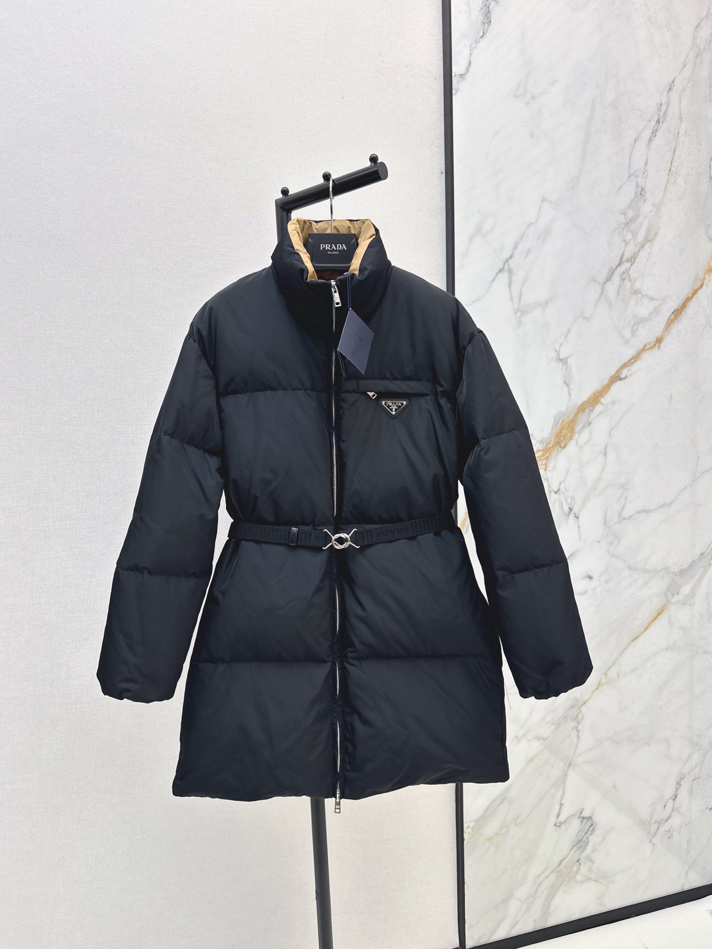 Pra* 25fw  down jacket