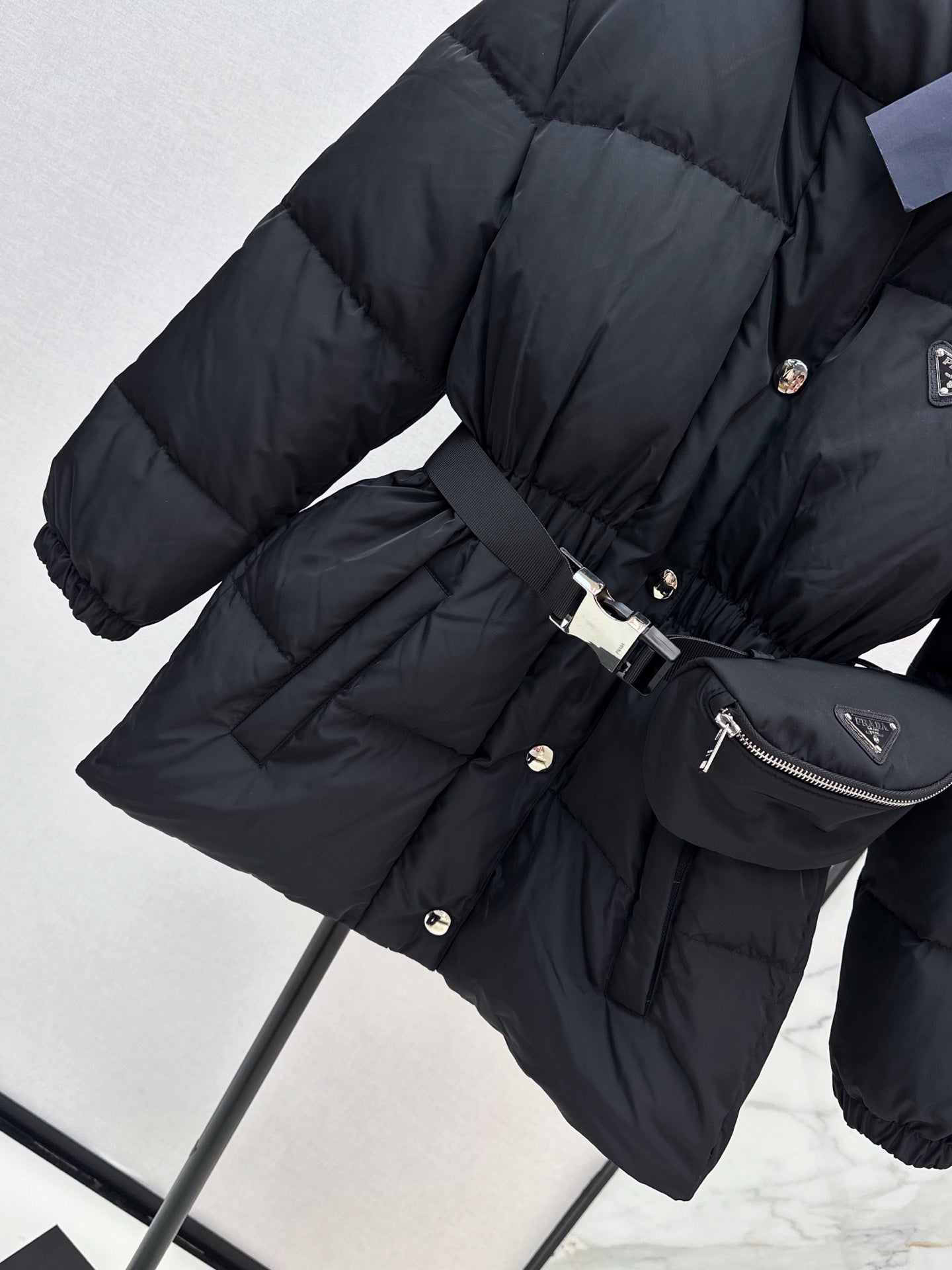Pra* 25fw  down jacket