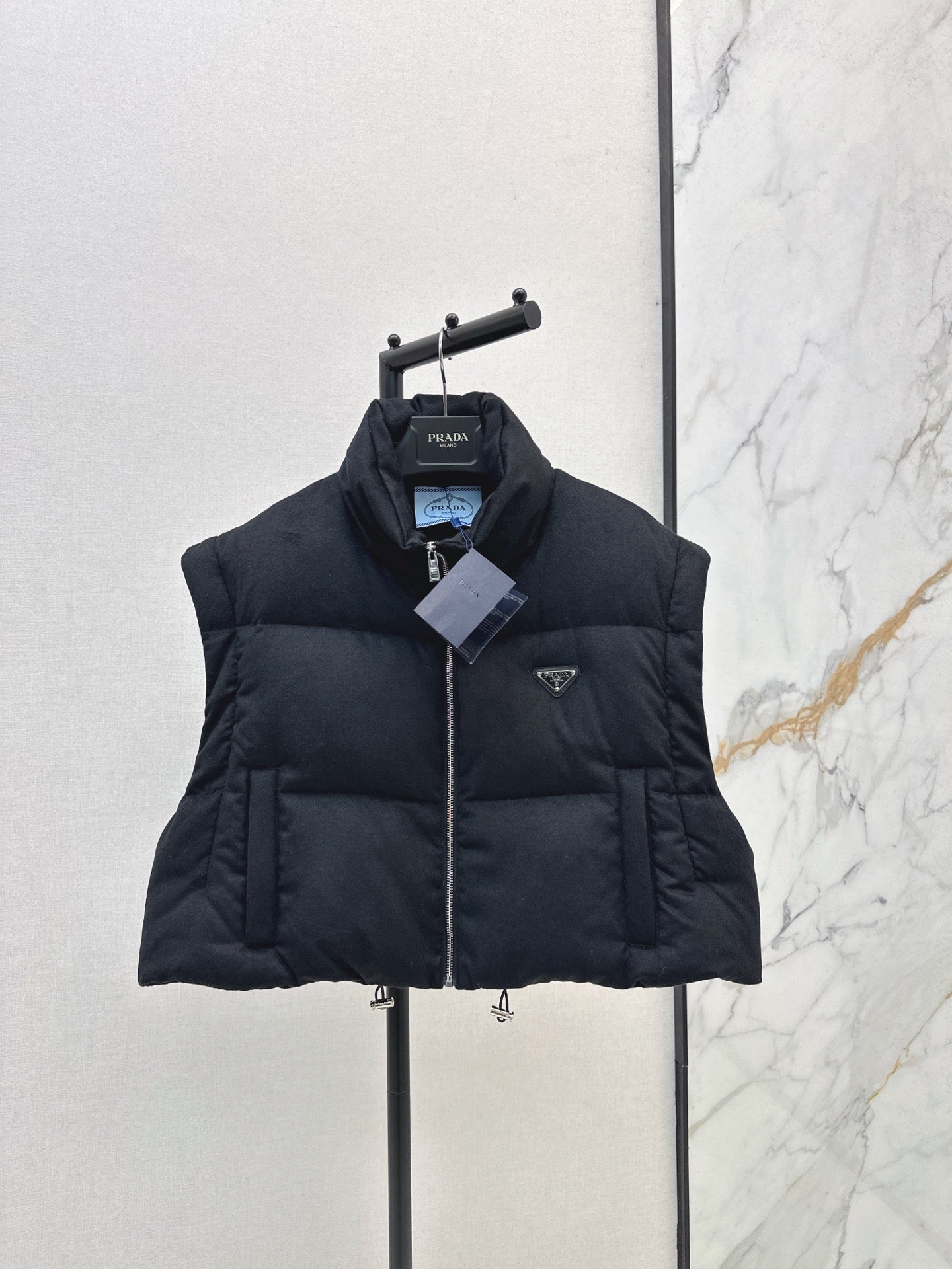 Pra* 25fw  down jacket