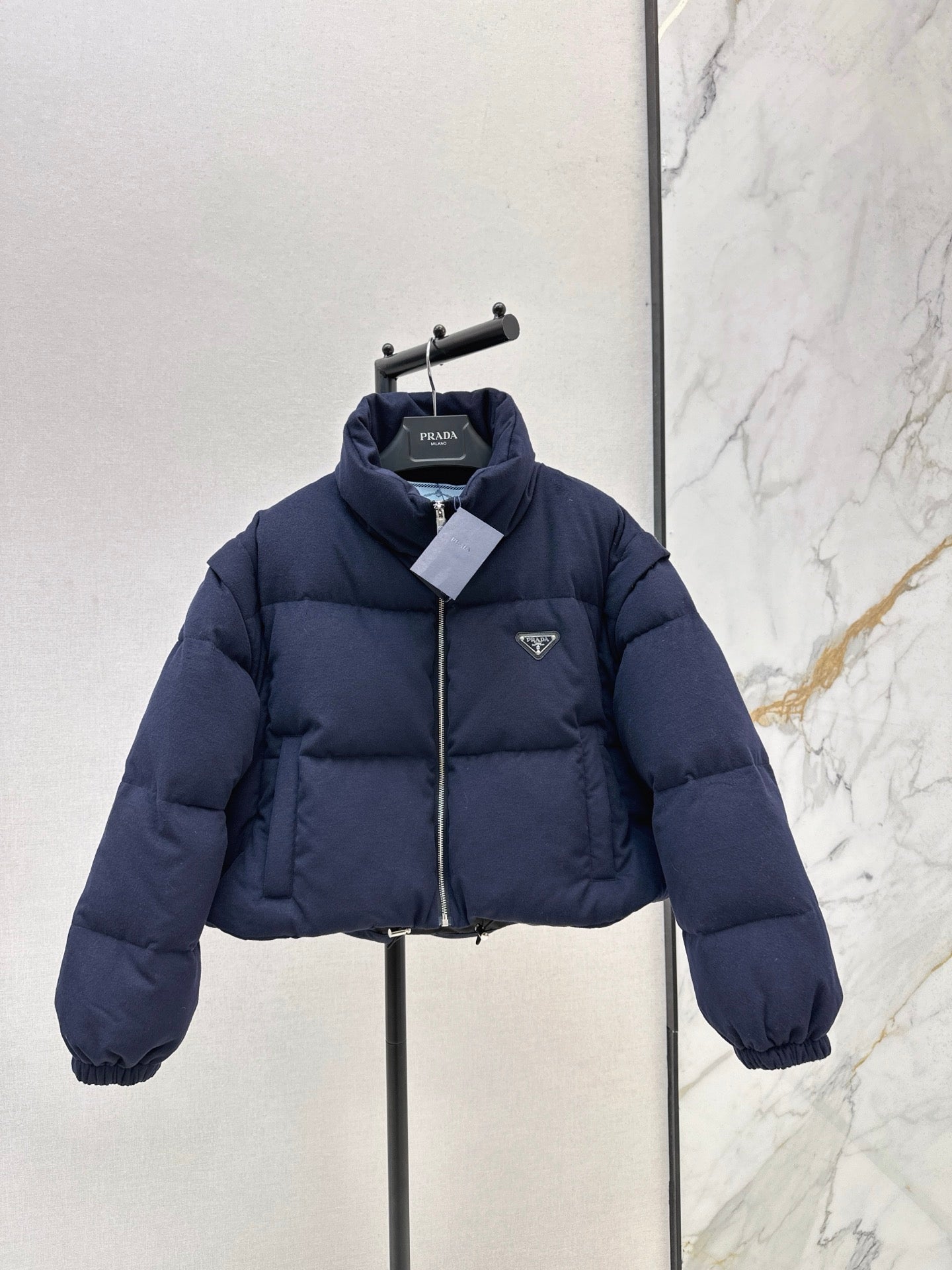 Pra* 25fw  down jacket