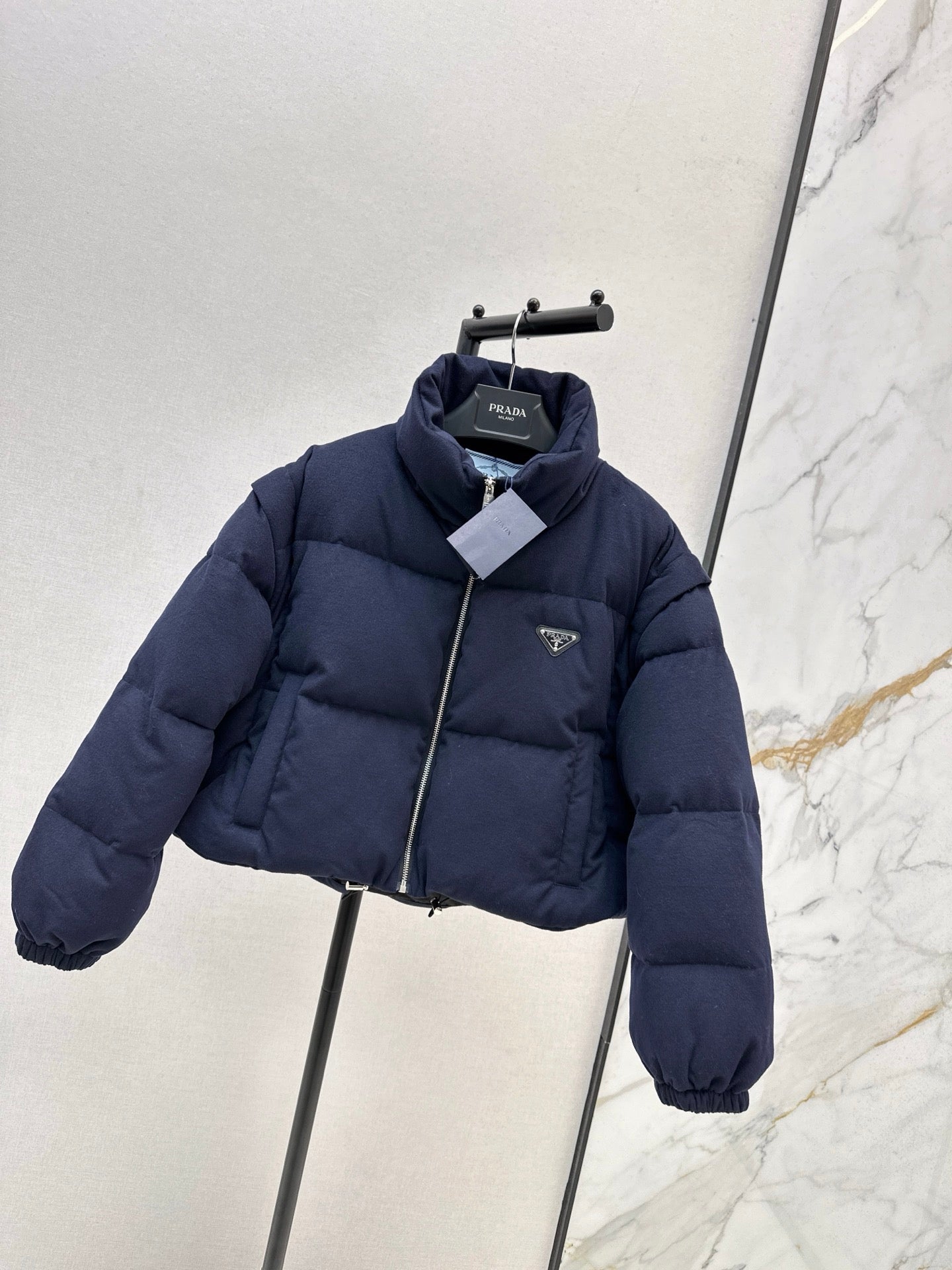Pra* 25fw  down jacket