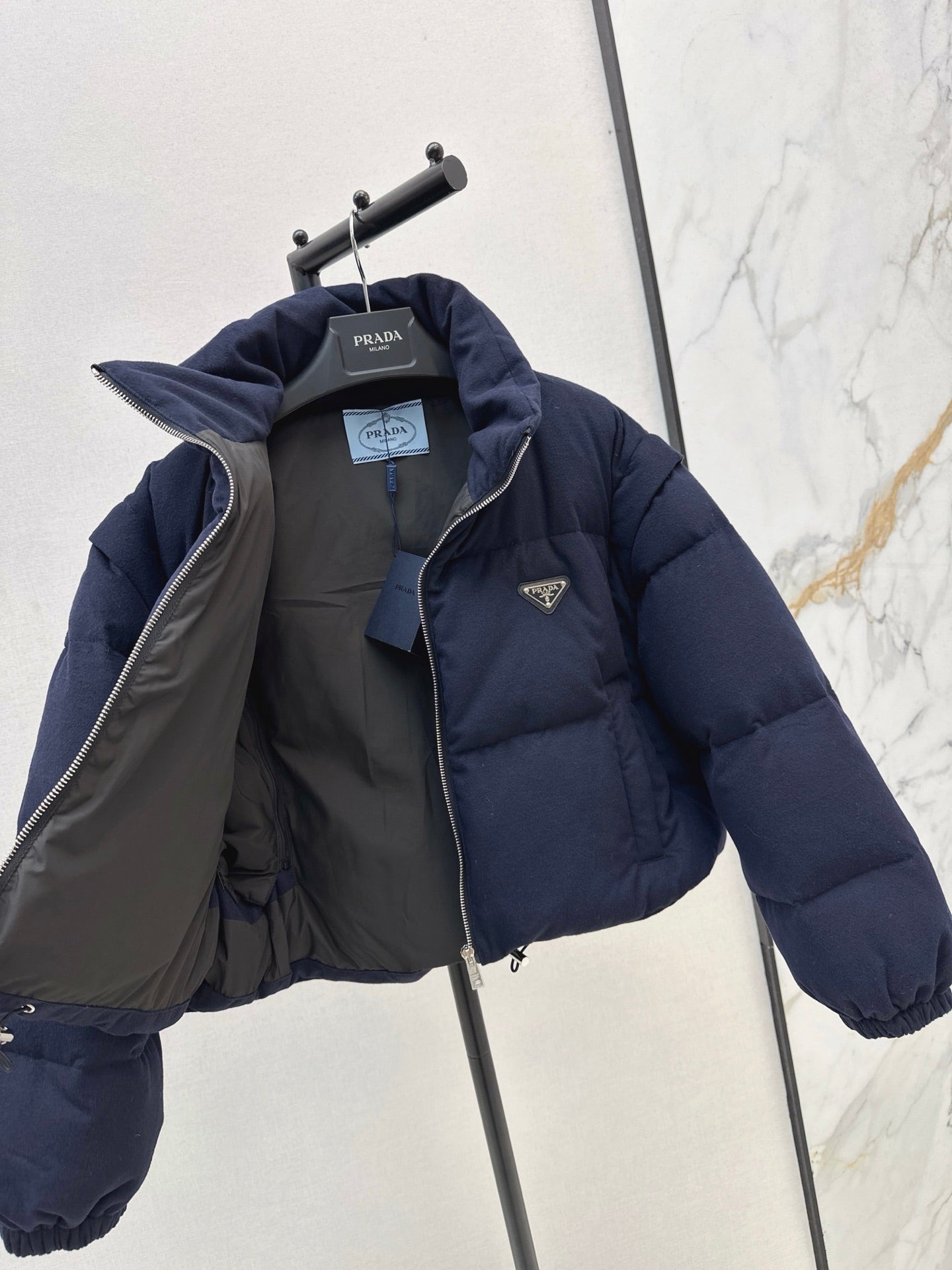 Pra* 25fw  down jacket