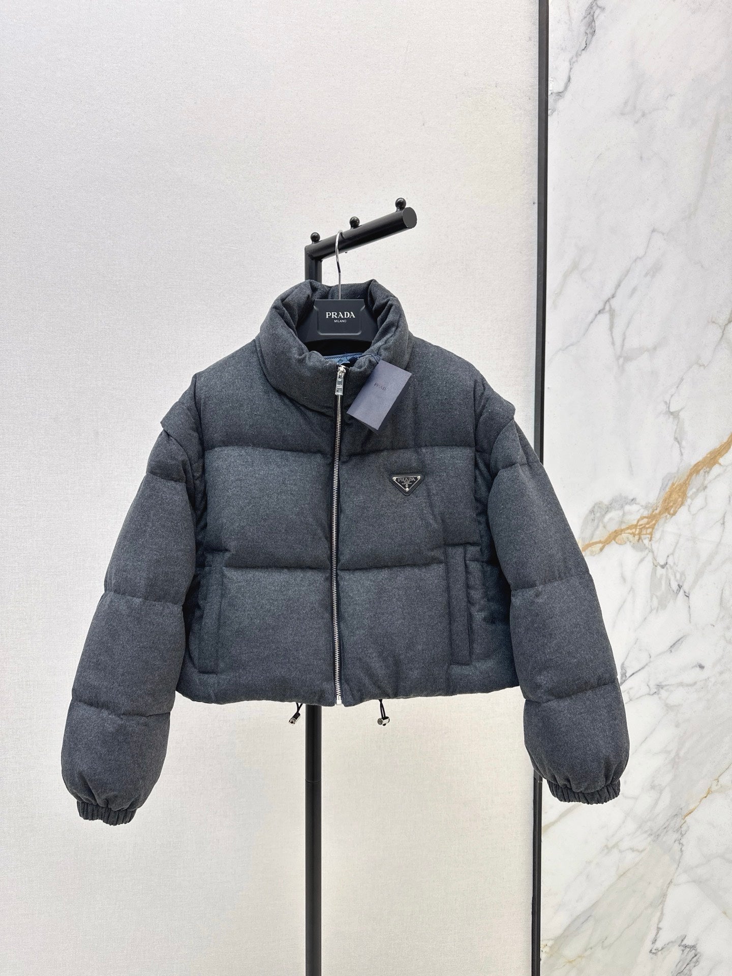 Pra* 25fw  down jacket