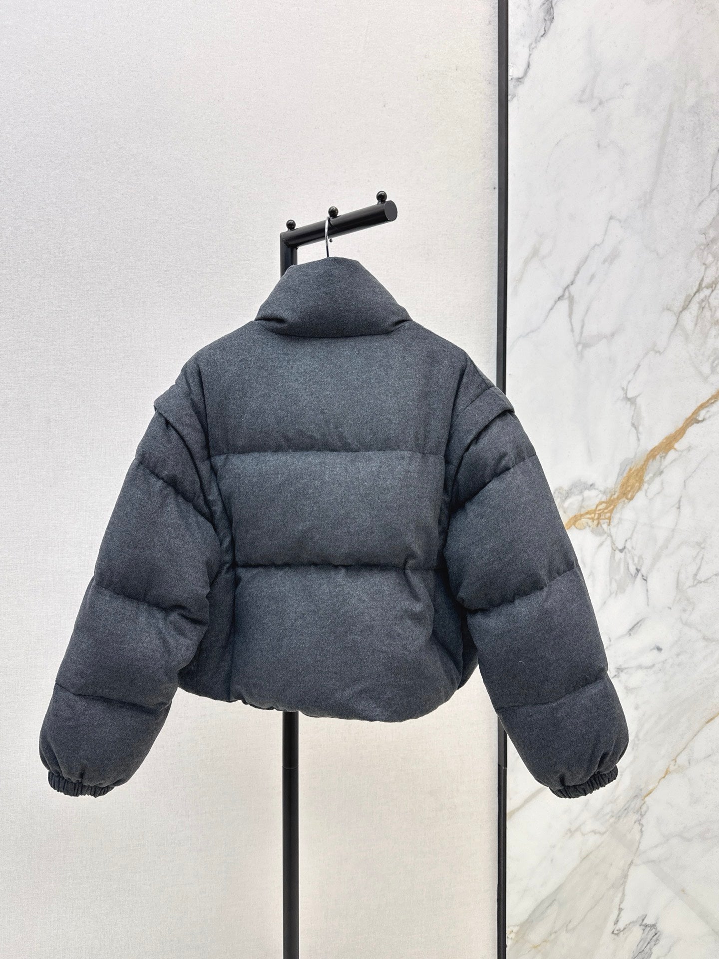 Pra* 25fw  down jacket