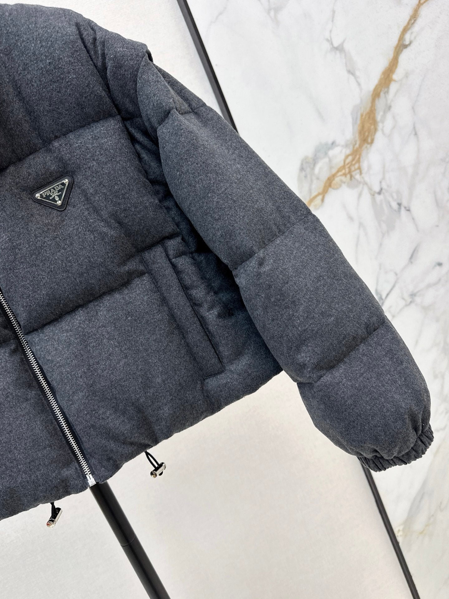Pra* 25fw  down jacket