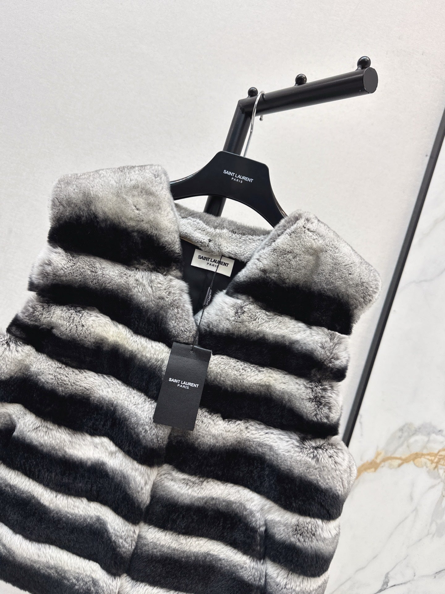 YS* 25fw rabbit fur vest set