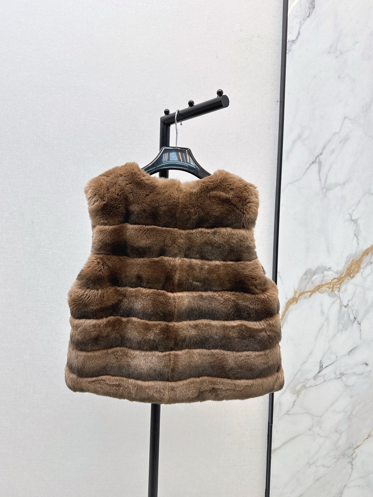 YS* 25fw rabbit fur vest set