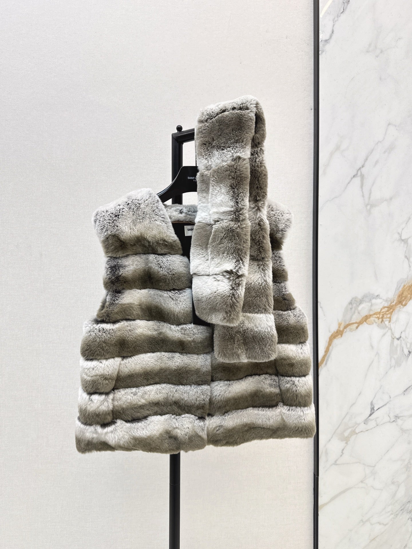 YS* 25fw rabbit fur vest set