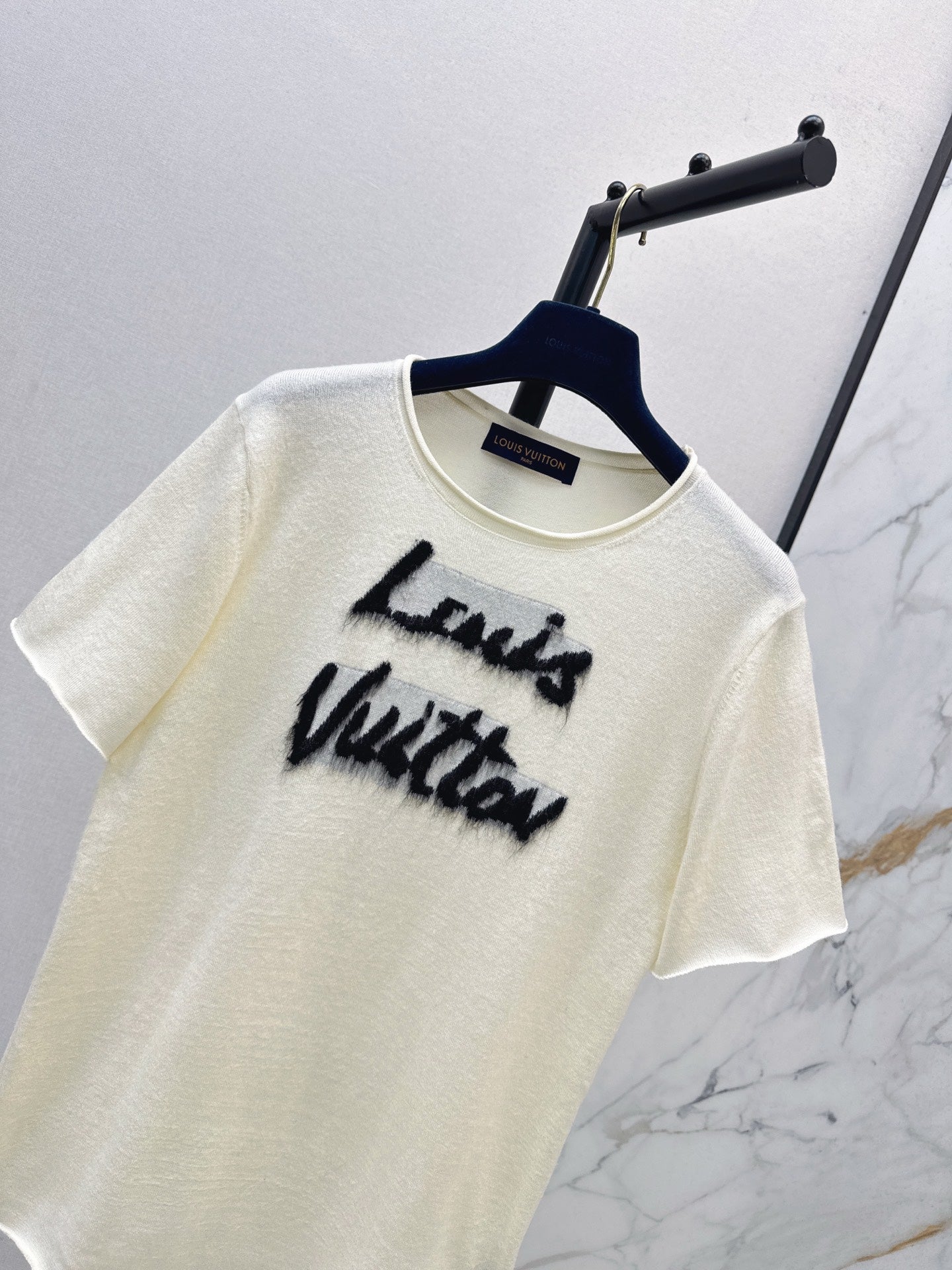 Loui* 25fw knitted T-shirt