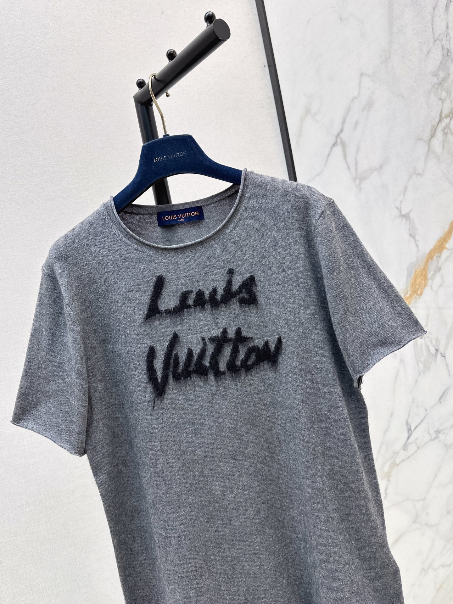 Loui* 25fw knitted T-shirt