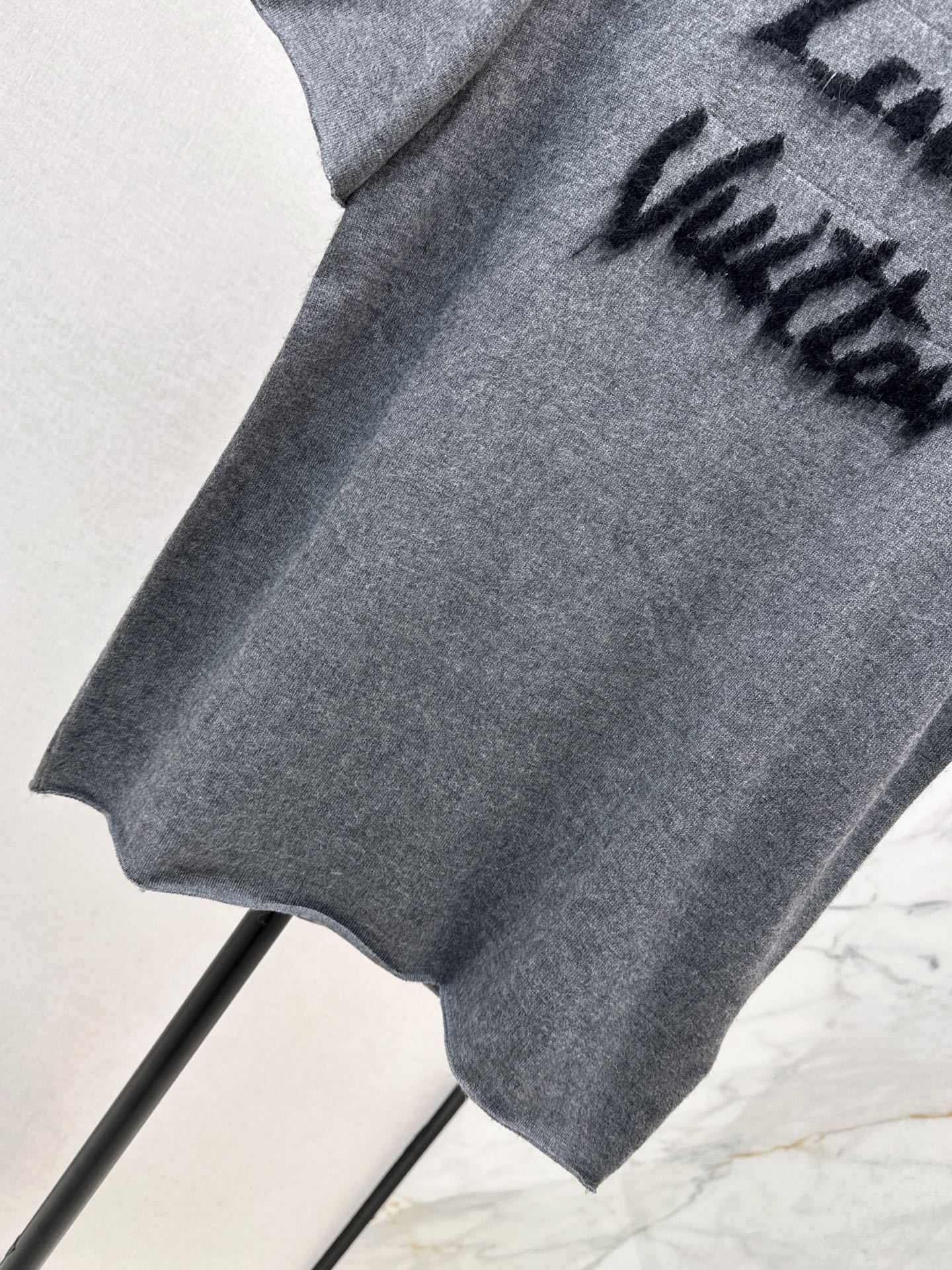 Loui* 25fw knitted T-shirt