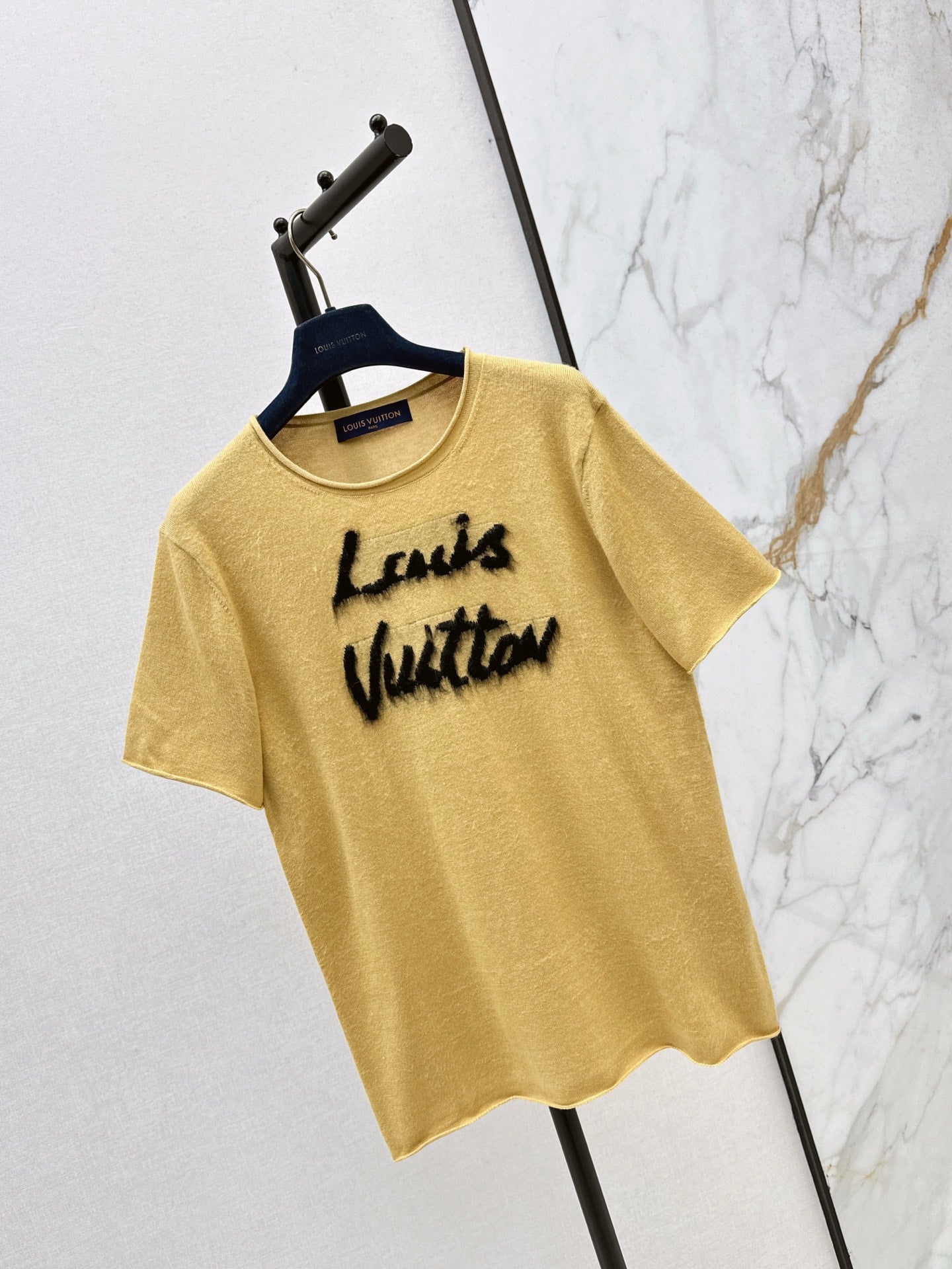 Loui* 25fw knitted T-shirt