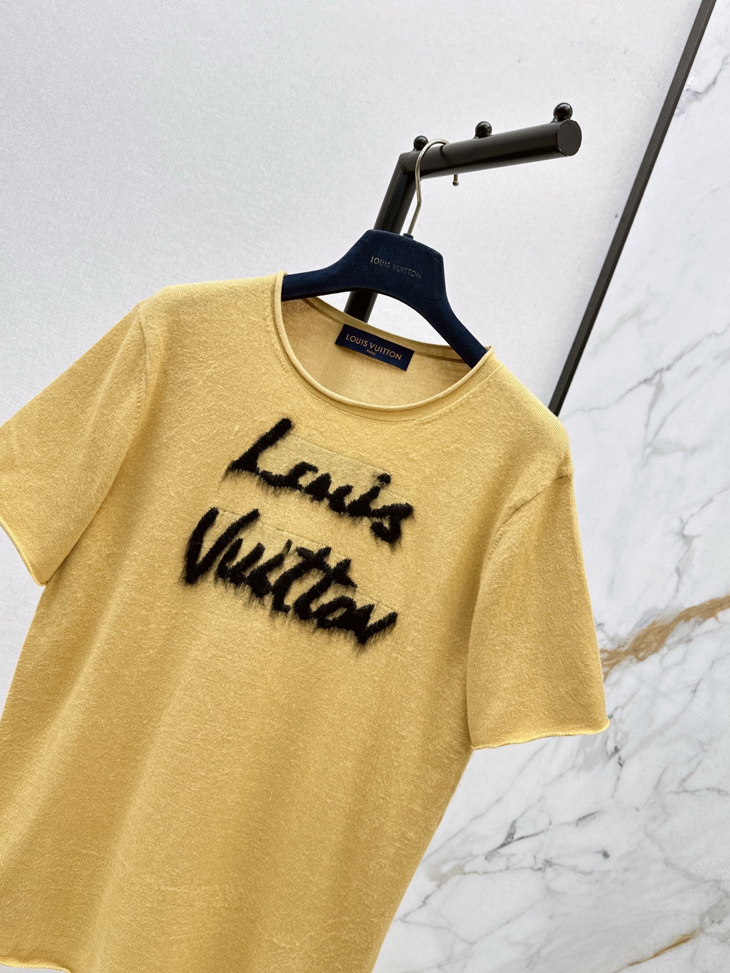 Loui* 25fw knitted T-shirt