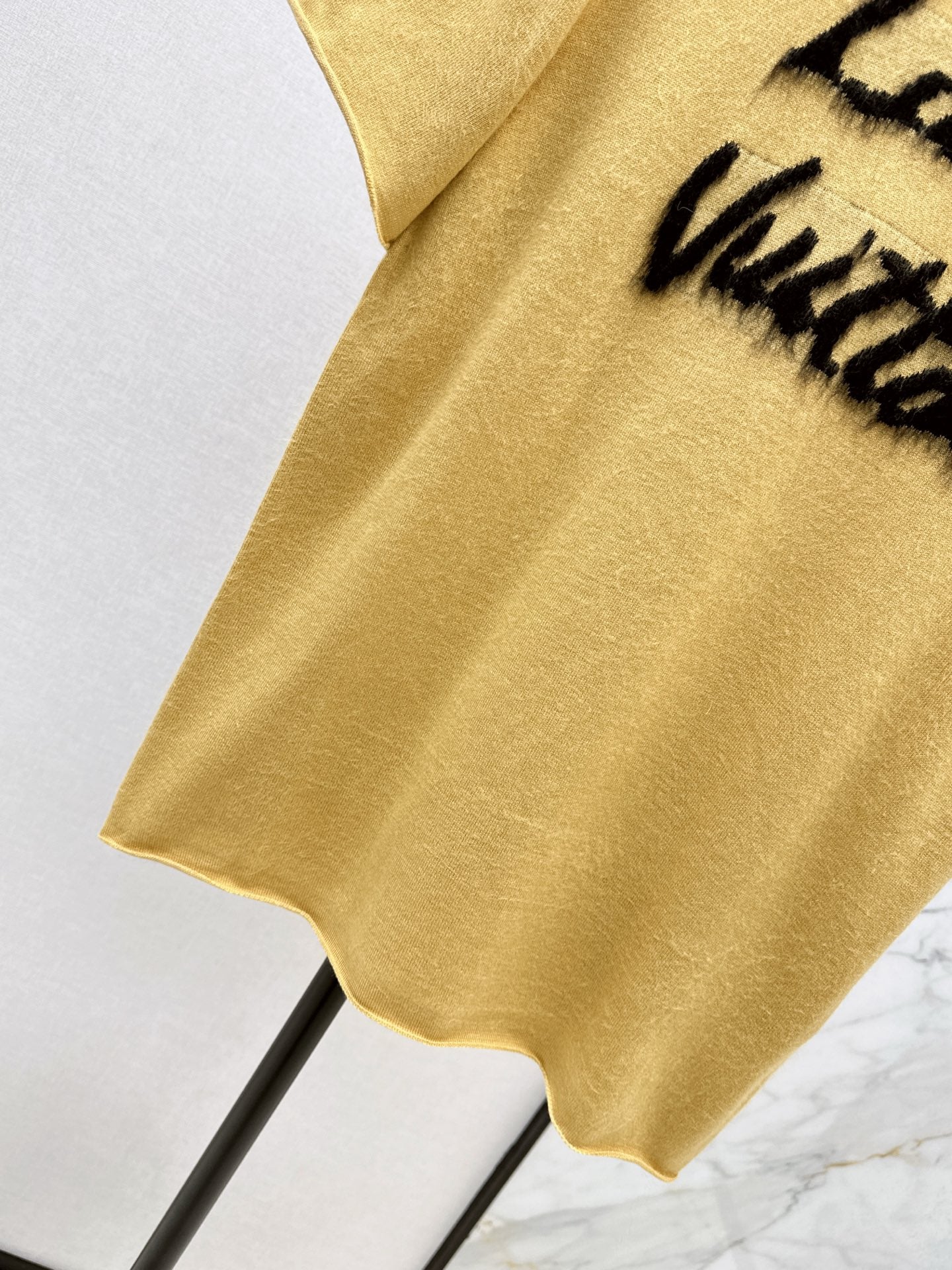 Loui* 25fw knitted T-shirt