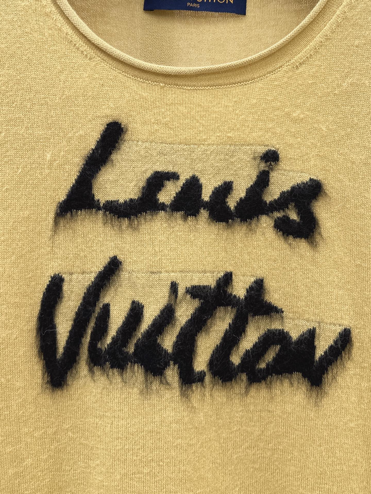 Loui* 25fw knitted T-shirt