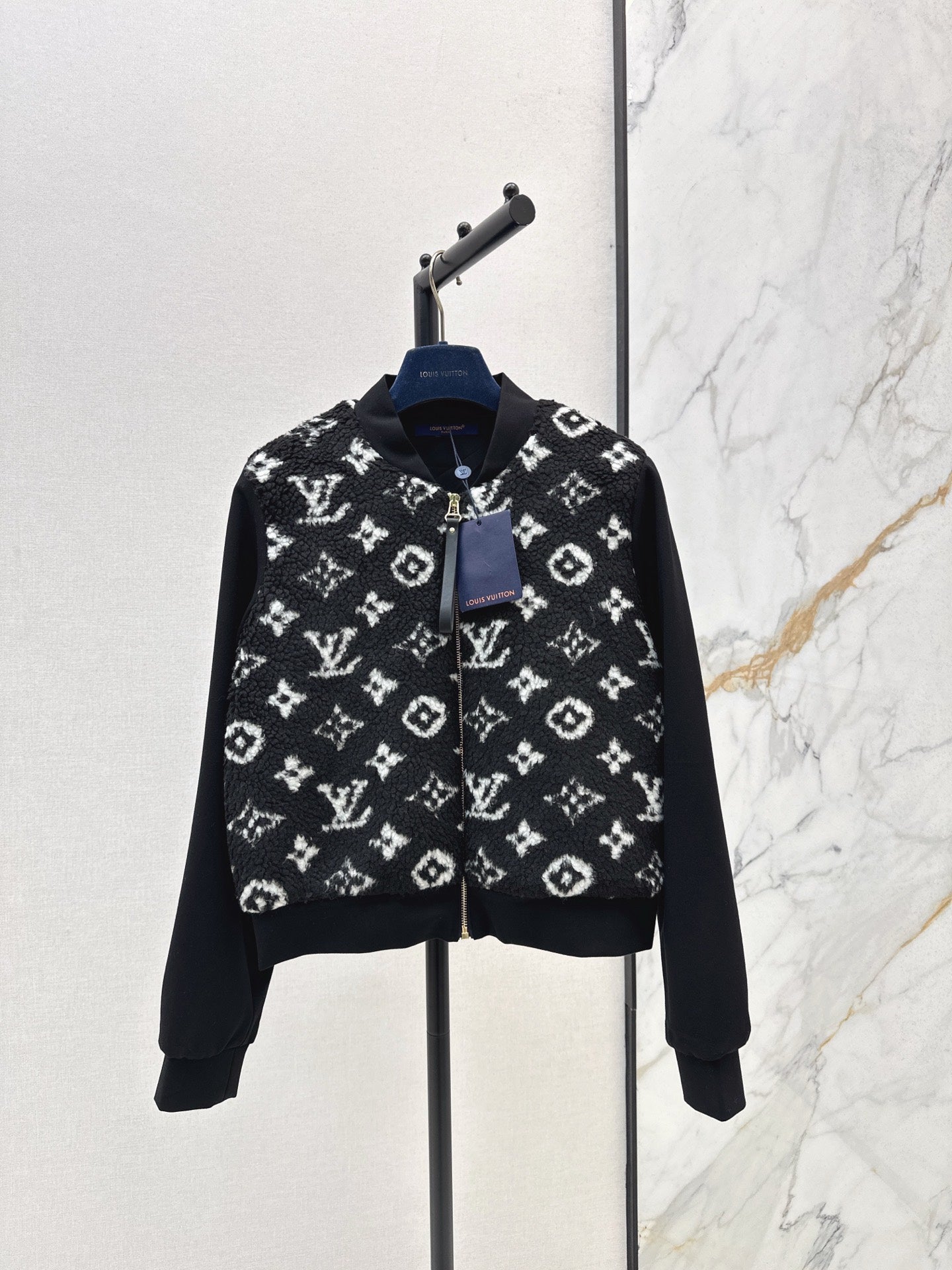 Loui* 25fw baseball jacket