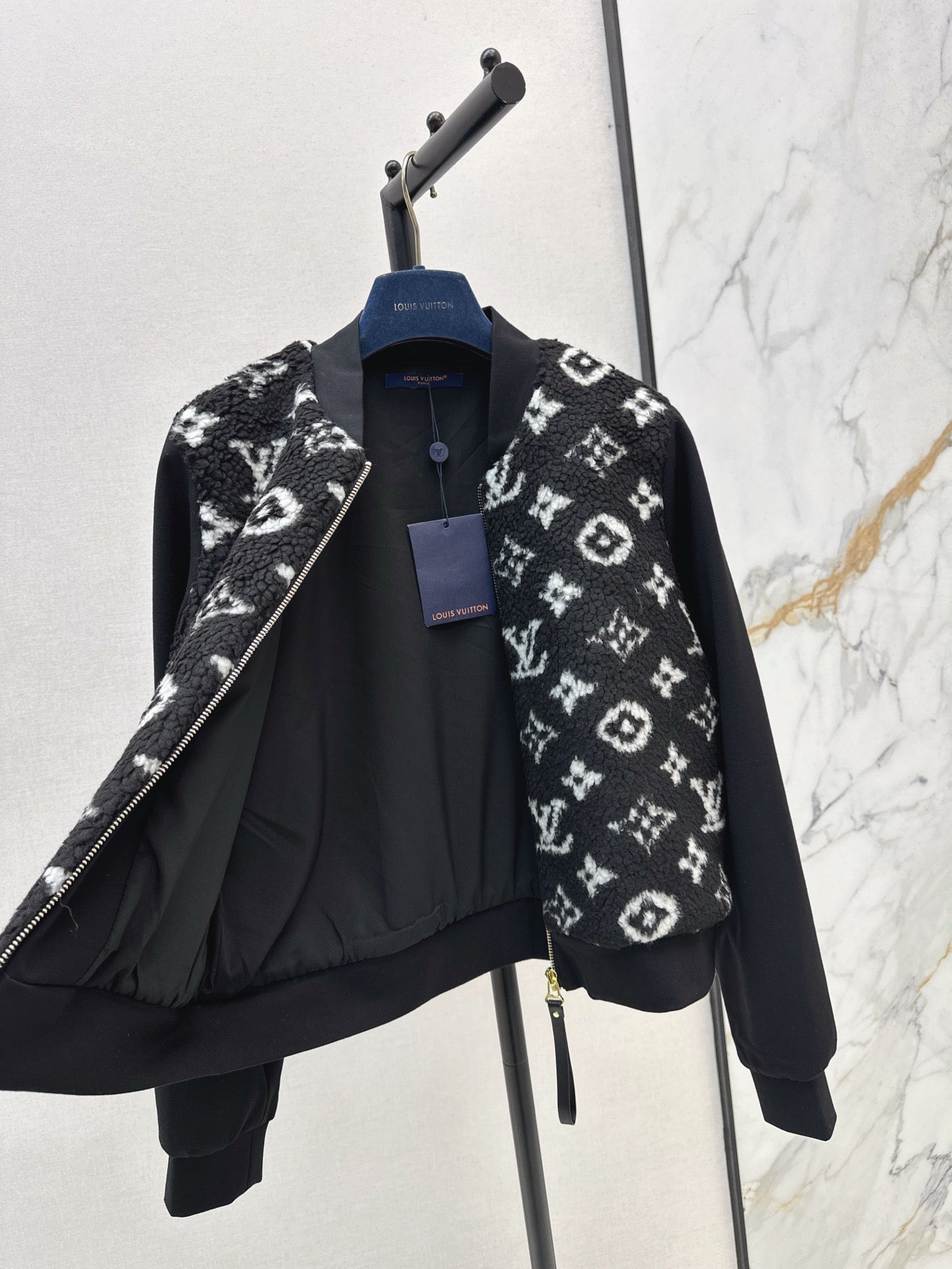 Loui* 25fw baseball jacket