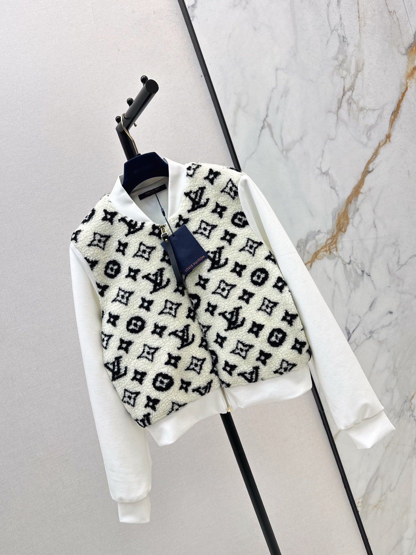 Loui* 25fw baseball jacket