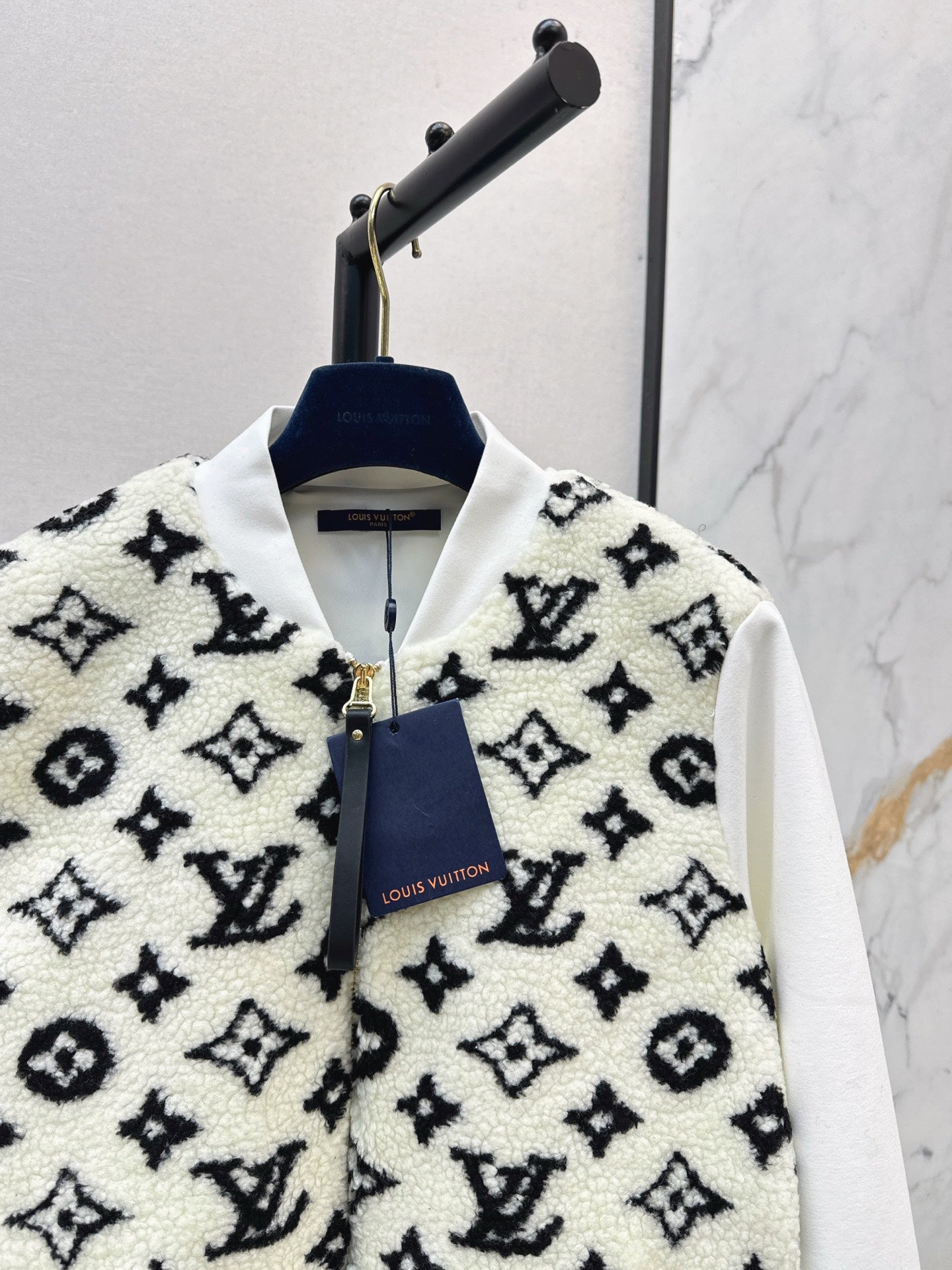 Loui* 25fw baseball jacket