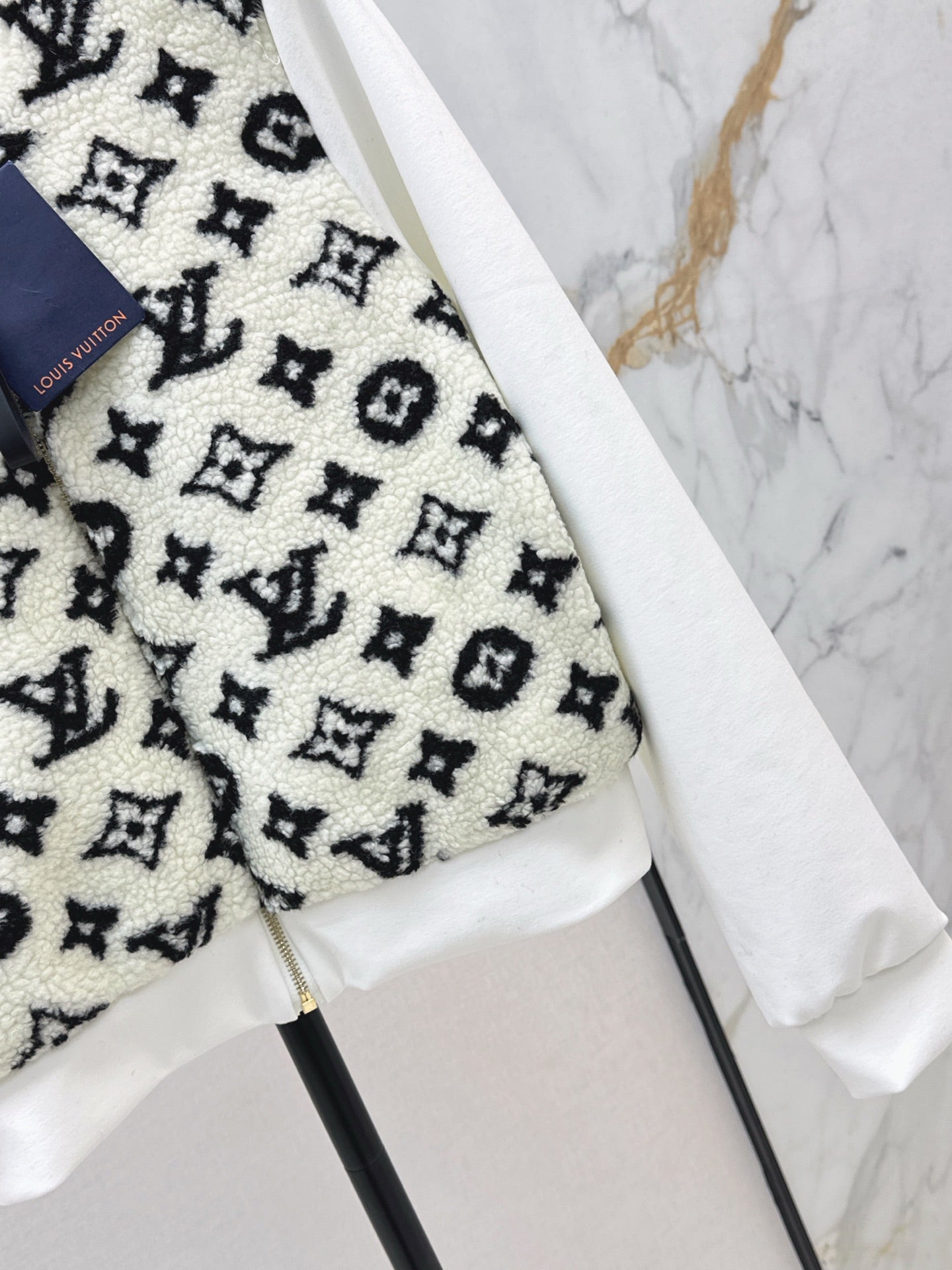 Loui* 25fw baseball jacket