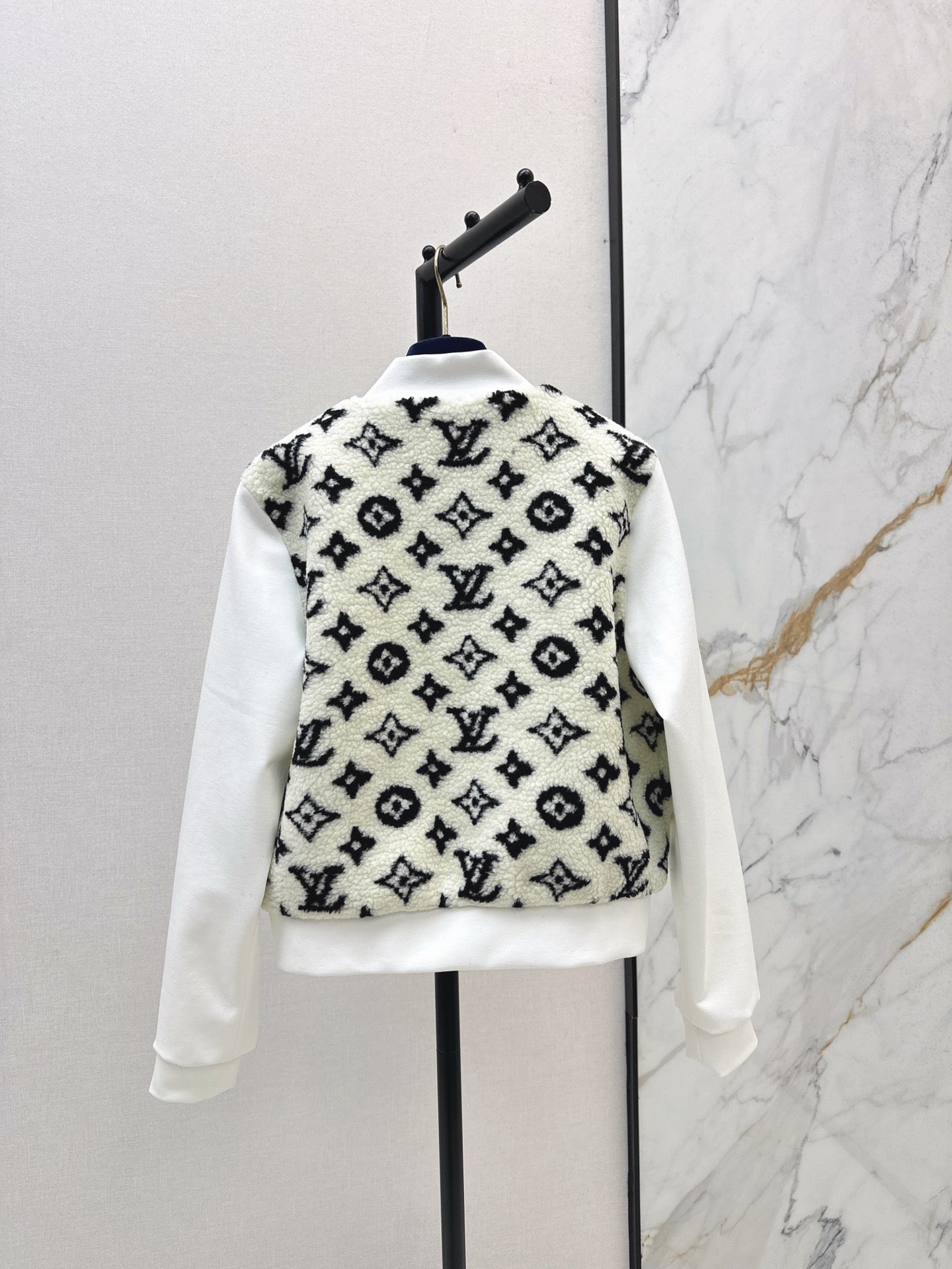 Loui* 25fw baseball jacket