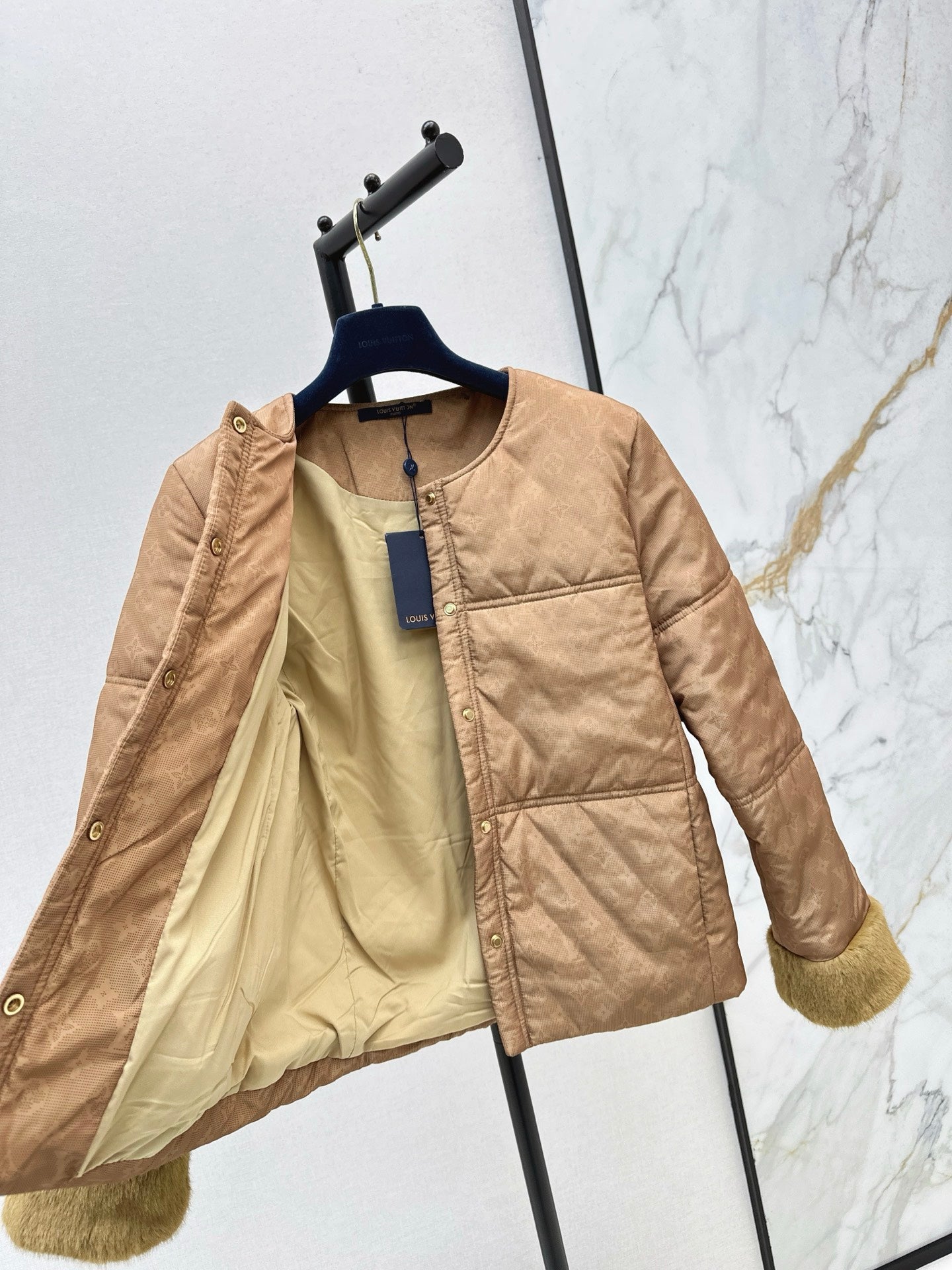 Loui* 25fw padded jacket