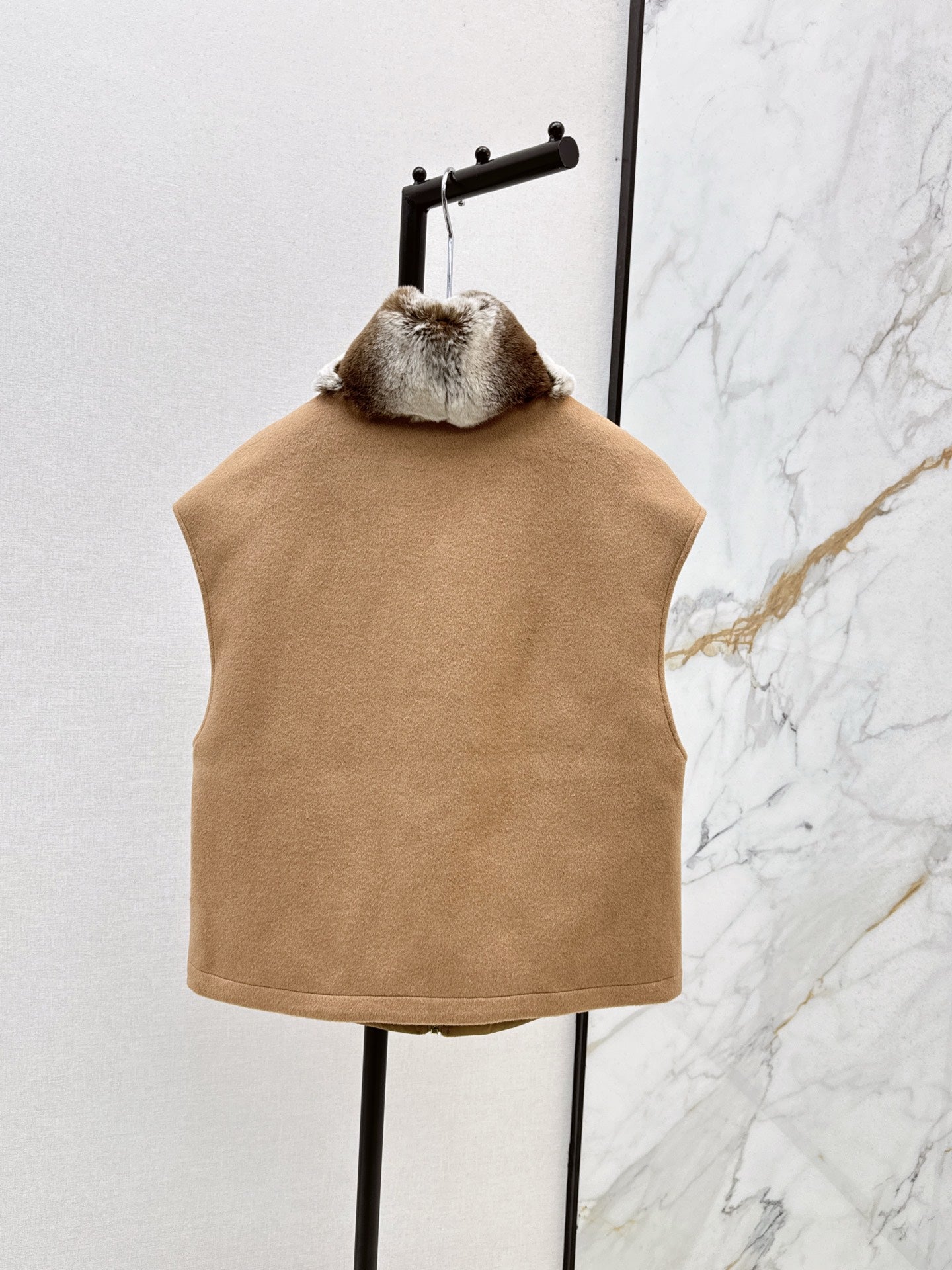 Lor*P 25fw mink fur vest