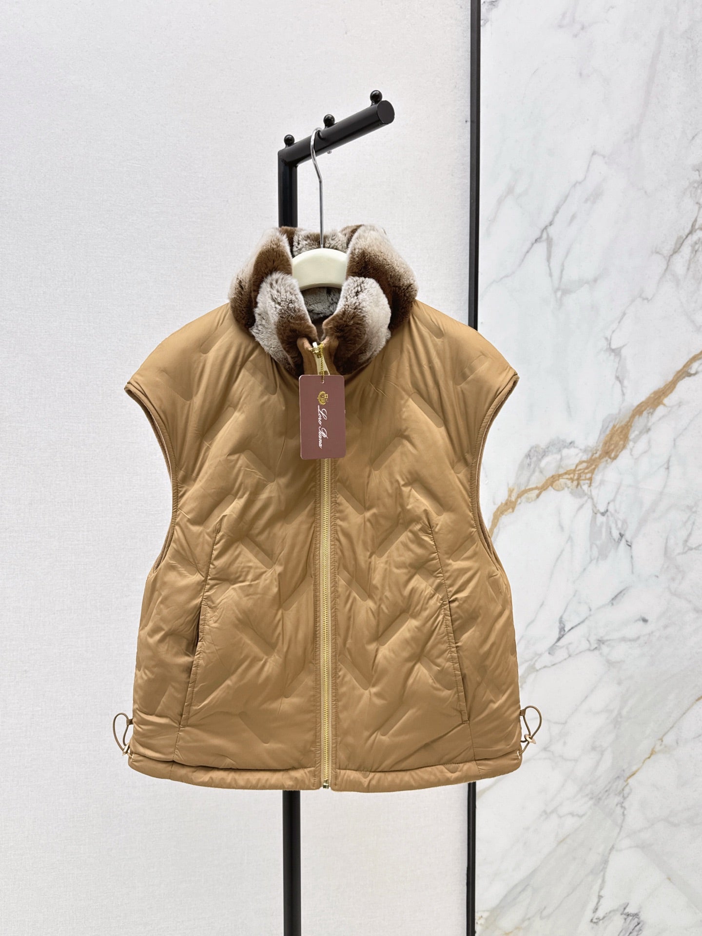 Lor*P 25fw mink fur vest