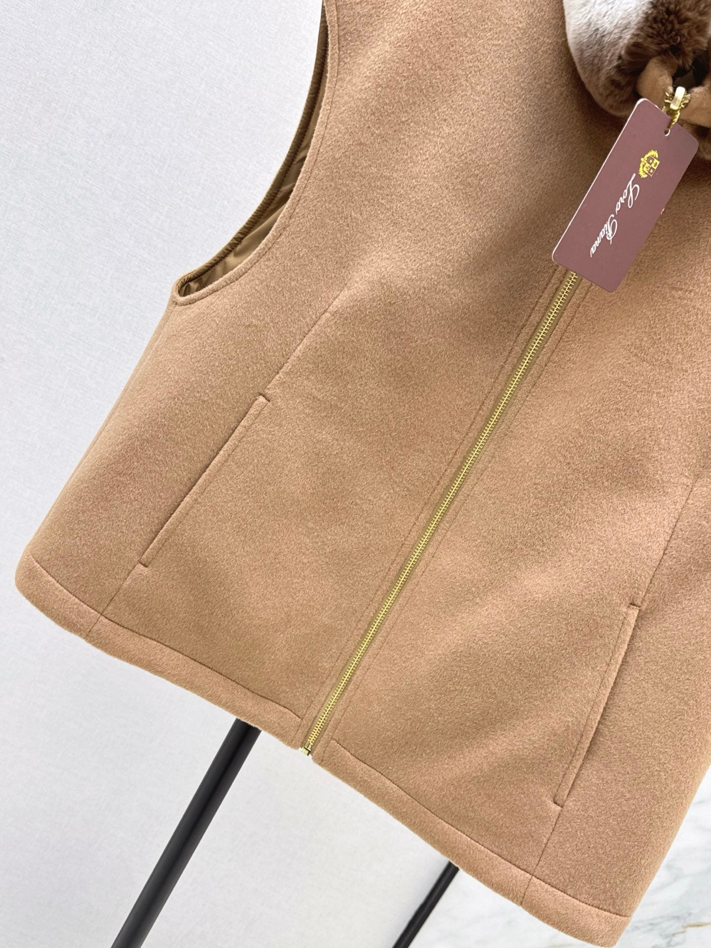 Lor*P 25fw mink fur vest