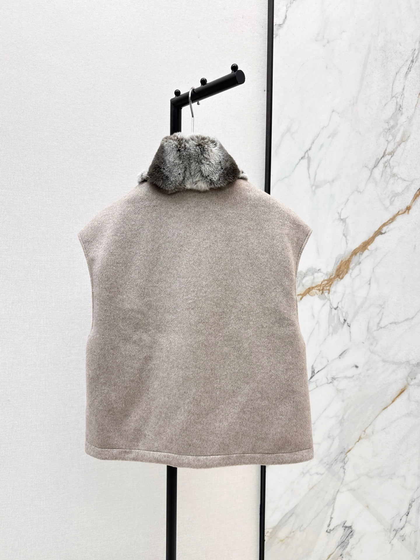 Lor*P 25fw mink fur vest