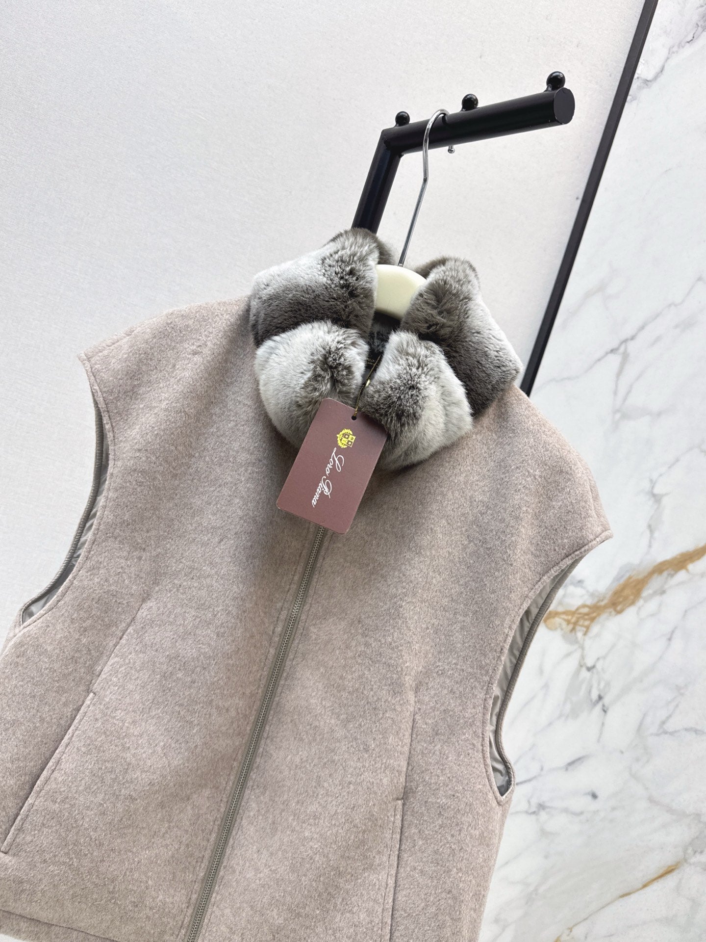 Lor*P 25fw mink fur vest