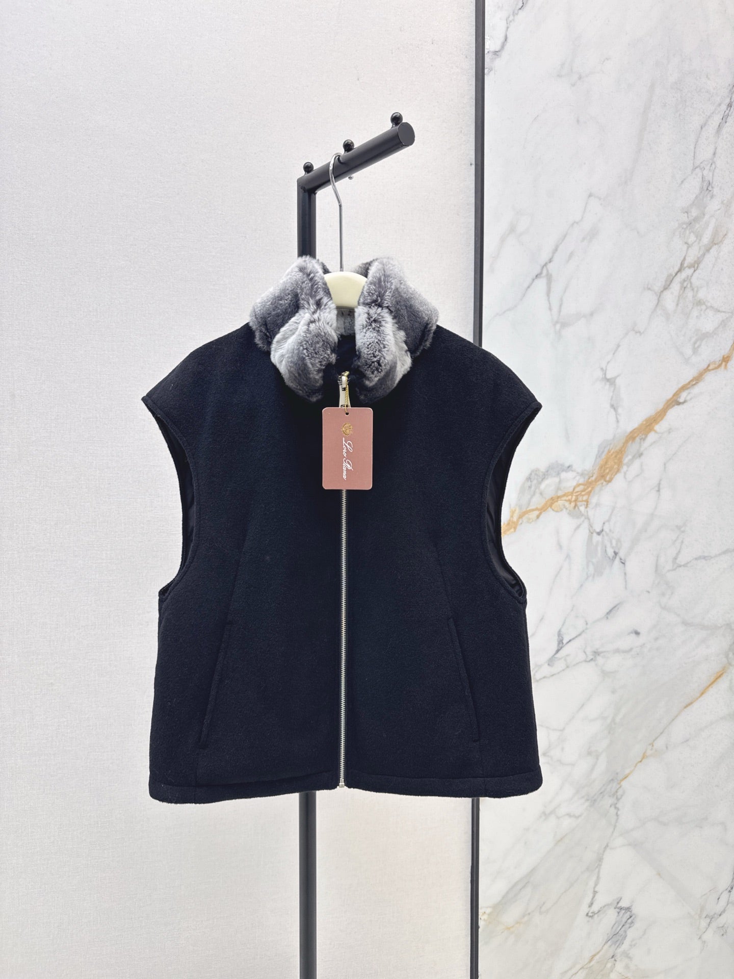 Lor*P 25fw mink fur vest