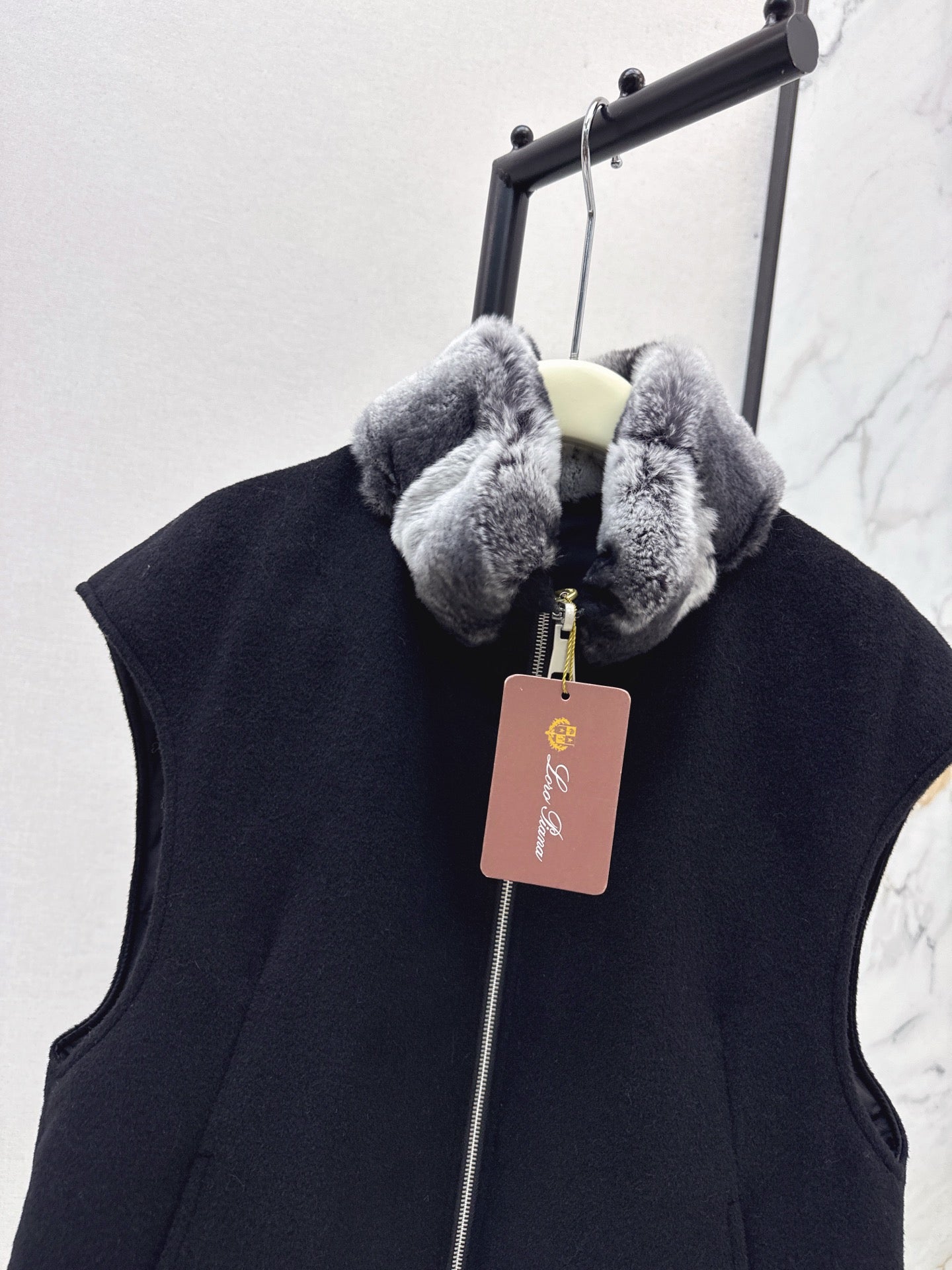 Lor*P 25fw mink fur vest